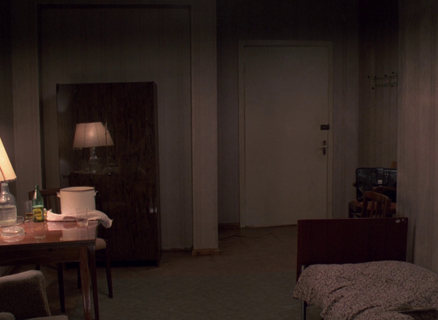 Zerograd (1989) —  shot,  lighting