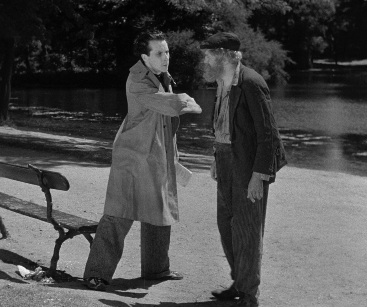 Boudu Saved from Drowning (1932) —  shot,  lighting