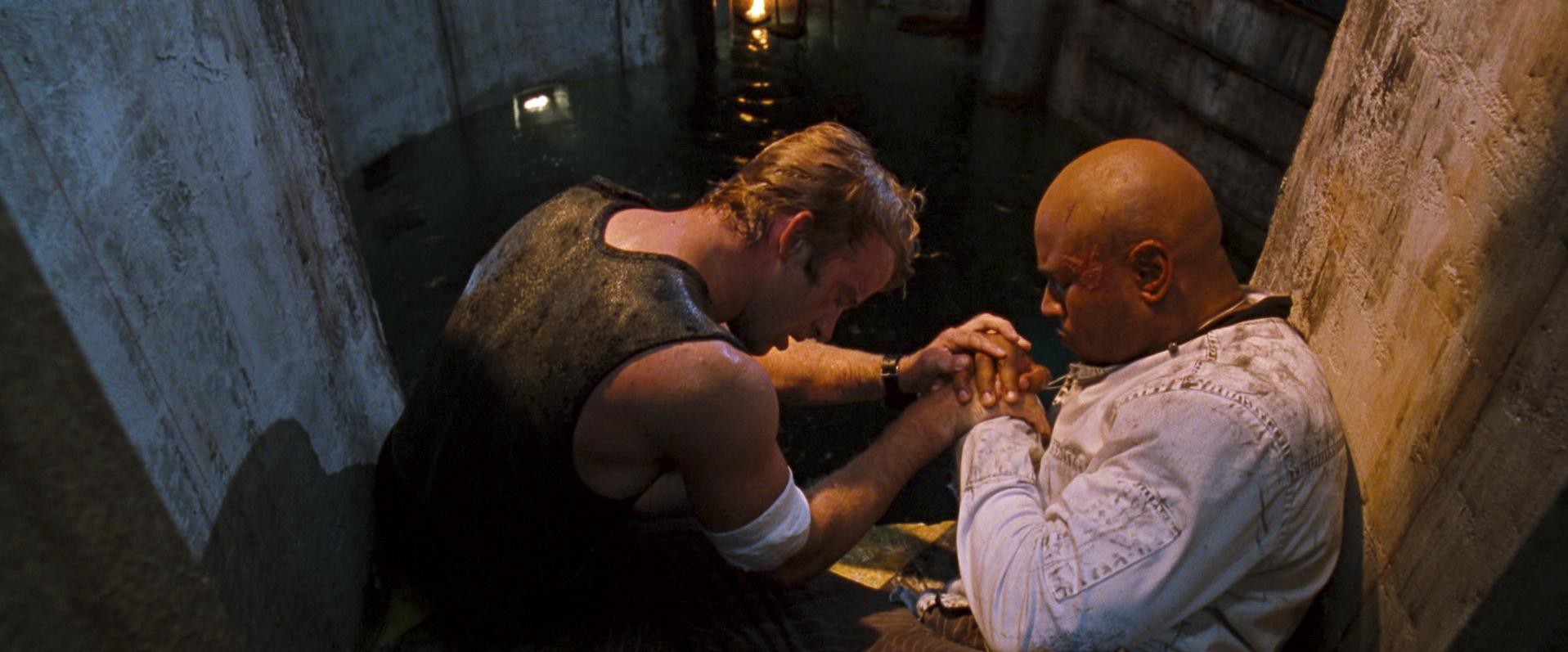 Deep Blue Sea (1999) —  shot,  lighting