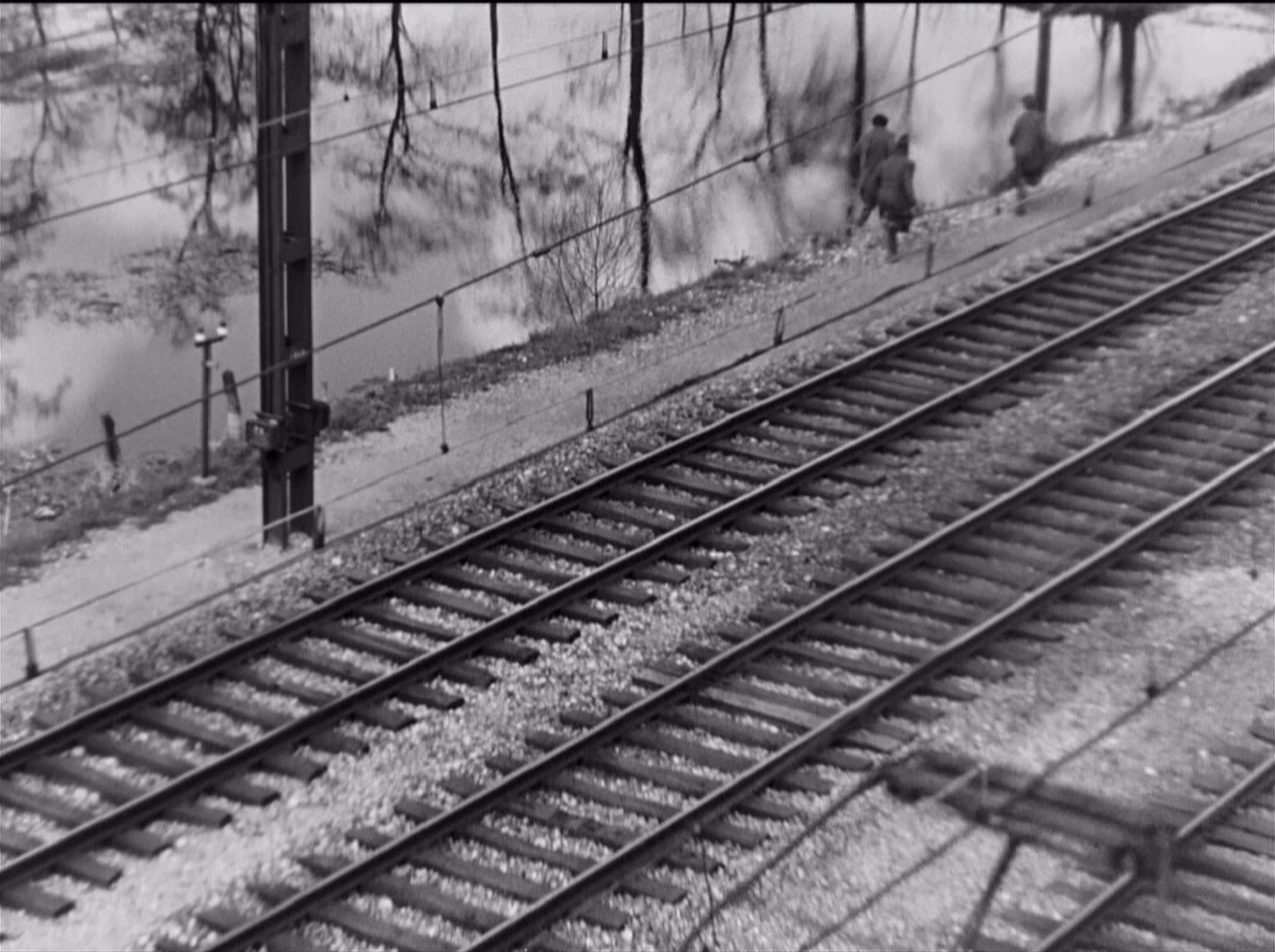 The Battle of the Rails (1946) —  shot,  lighting