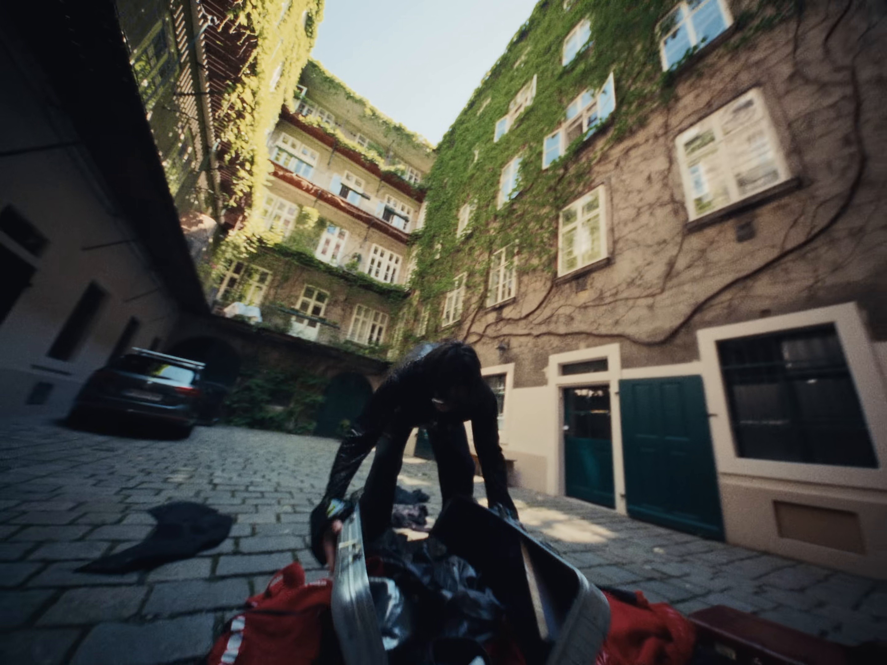 aufnimmawiederschaun (2024) —  shot,  lighting