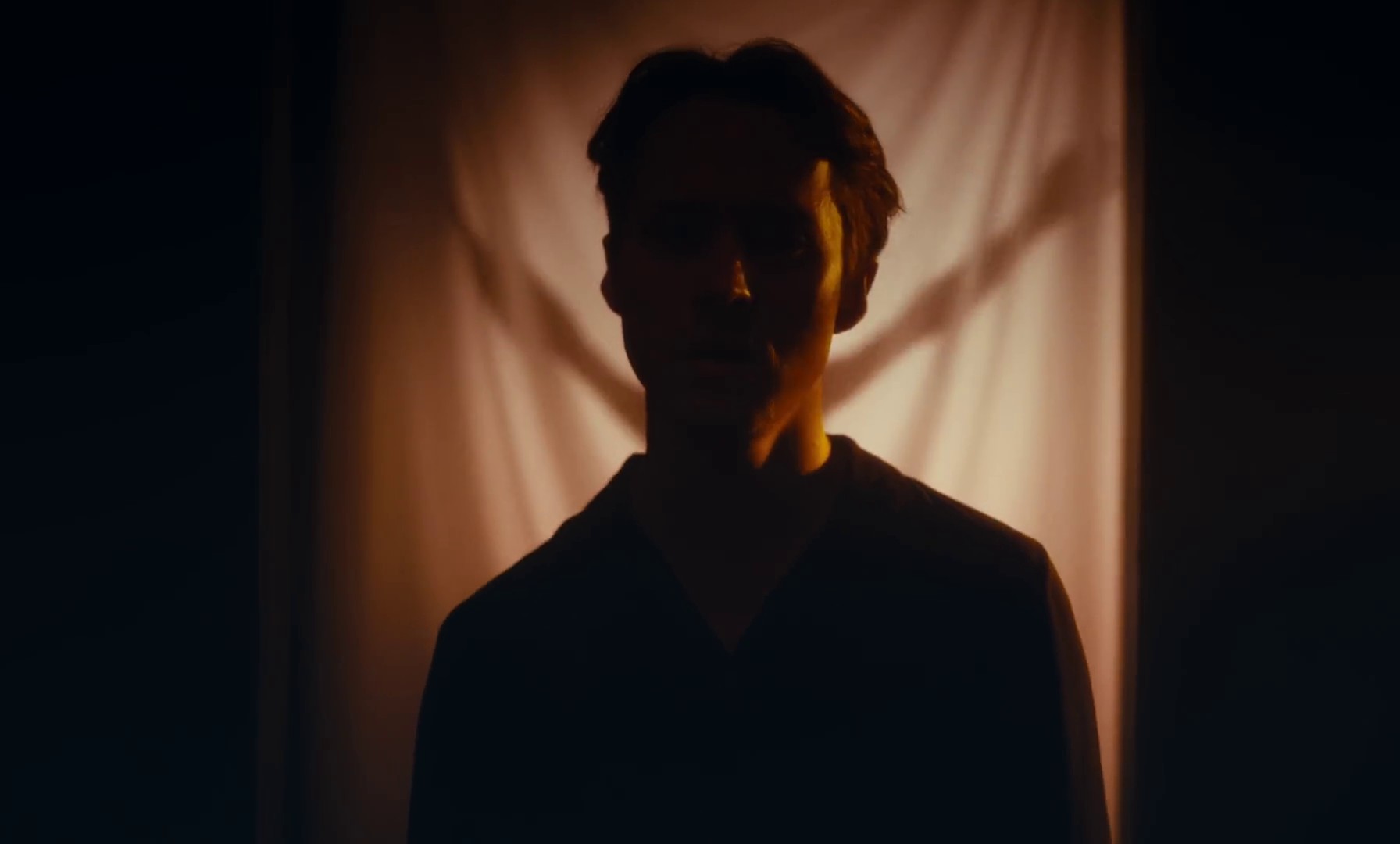 Amor (2022) —  shot,  lighting