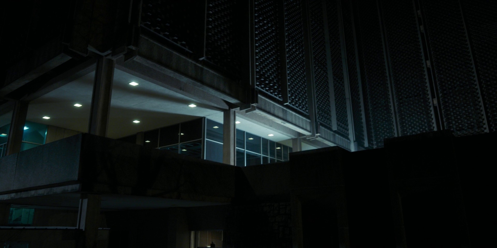 Chapter Five: The Flea and the Acrobat (2016) —  shot,  lighting