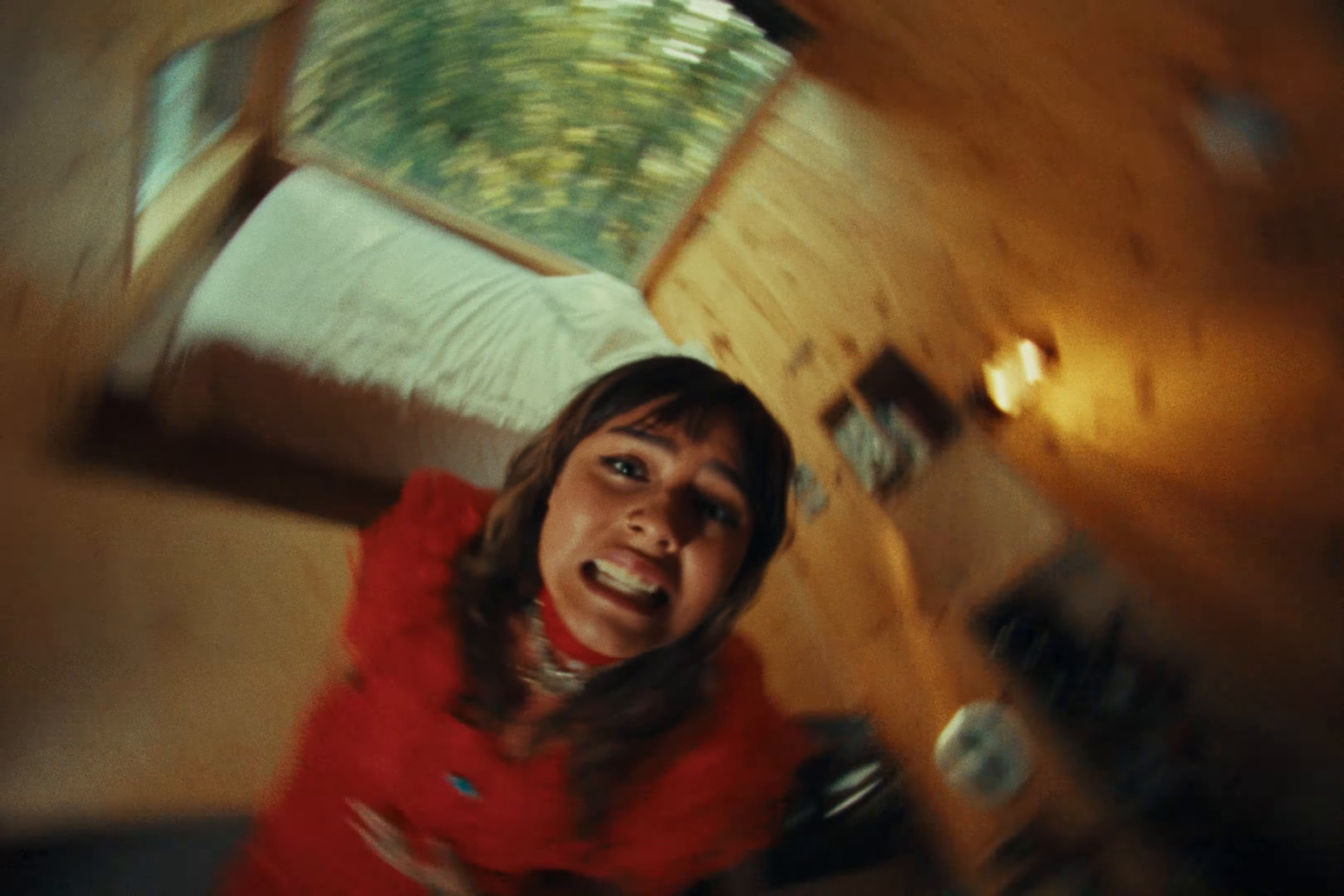 easy (2024) —  shot,  lighting