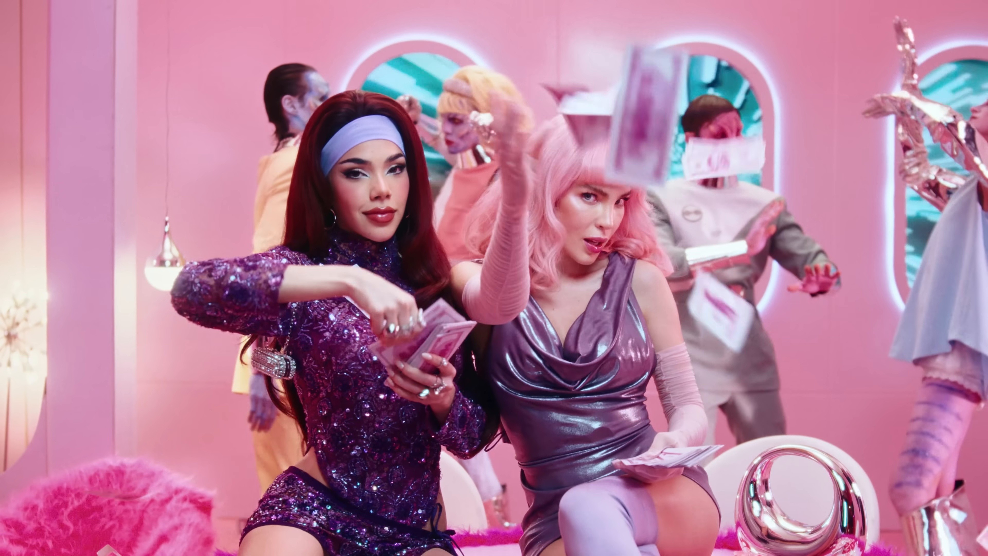 JACKPOT (2024) —  shot,  lighting