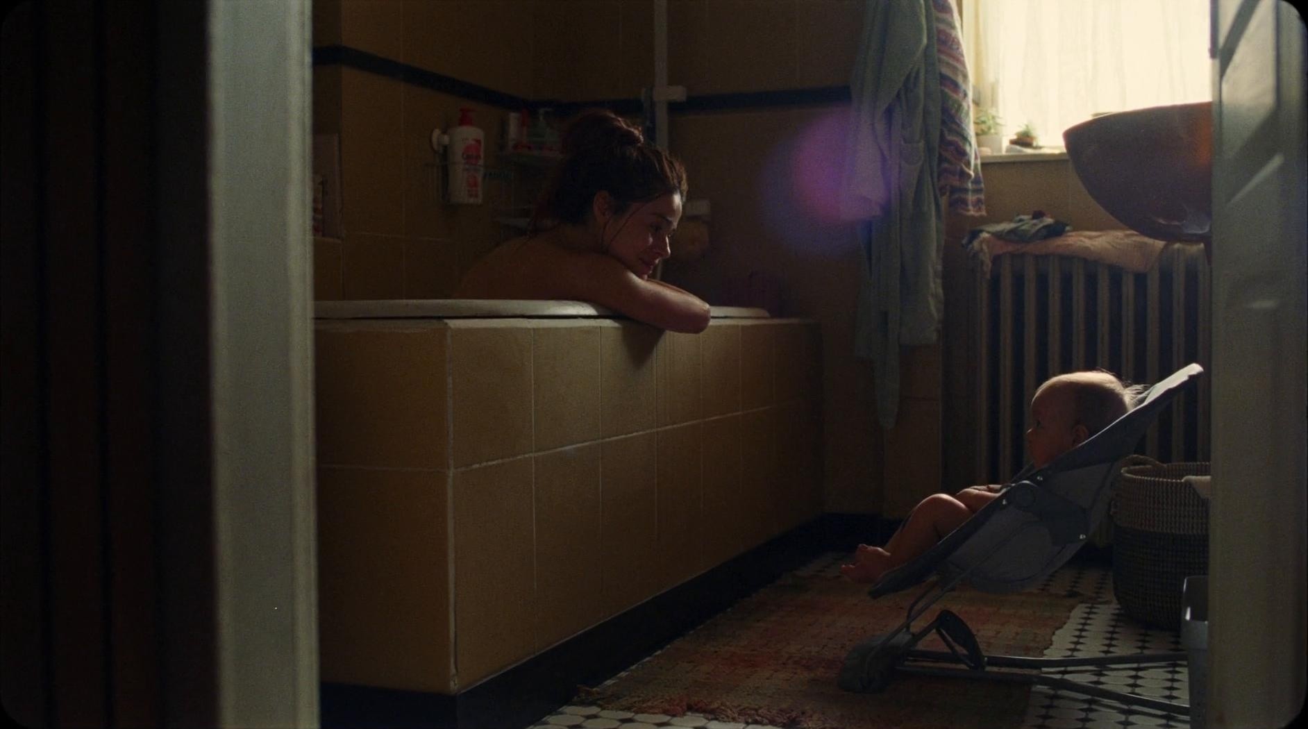 Cadum (dir. Martin Kalina) (2025) —  shot,  lighting