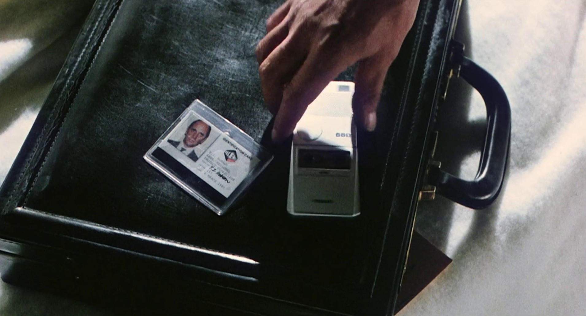 The Quiet Earth (1985) —  shot,  lighting