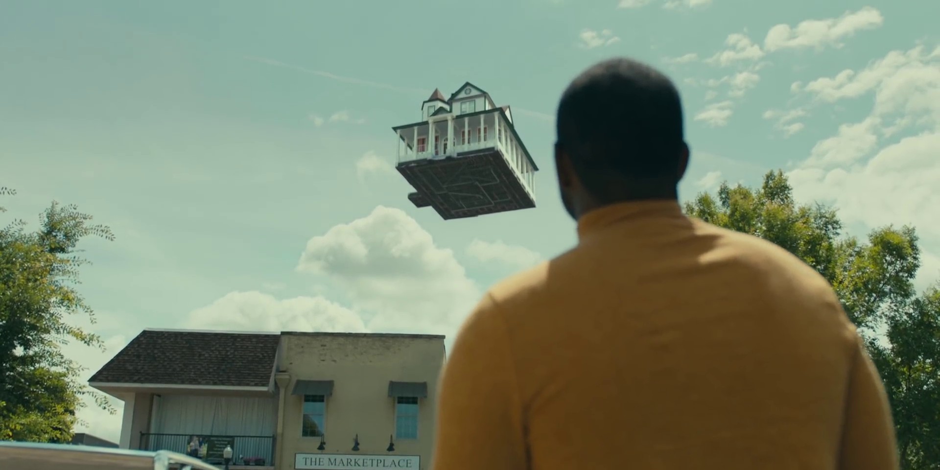 I Should Probably Go To Bed  (2020) —  shot,  lighting