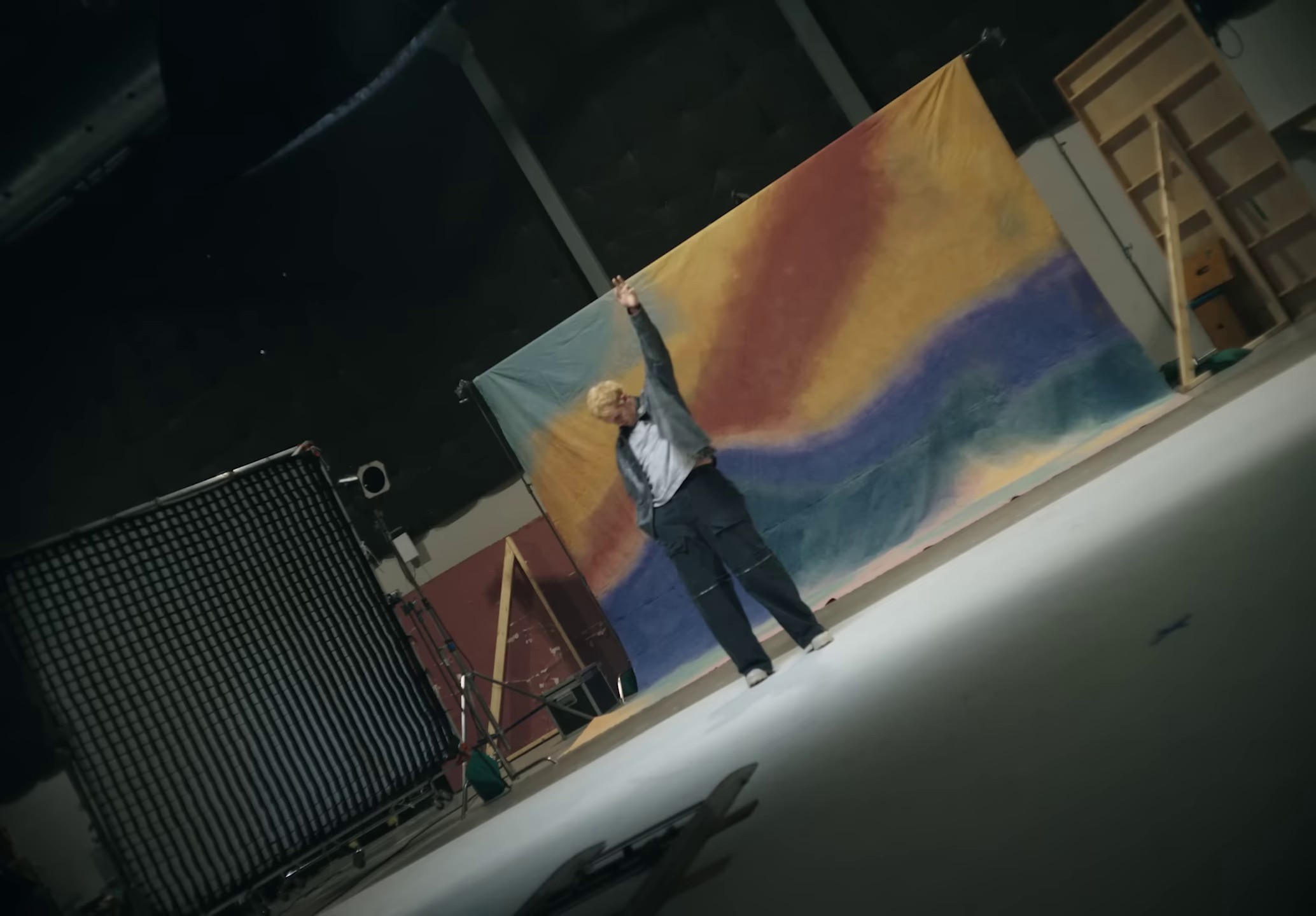 Facile (2023) —  shot,  lighting