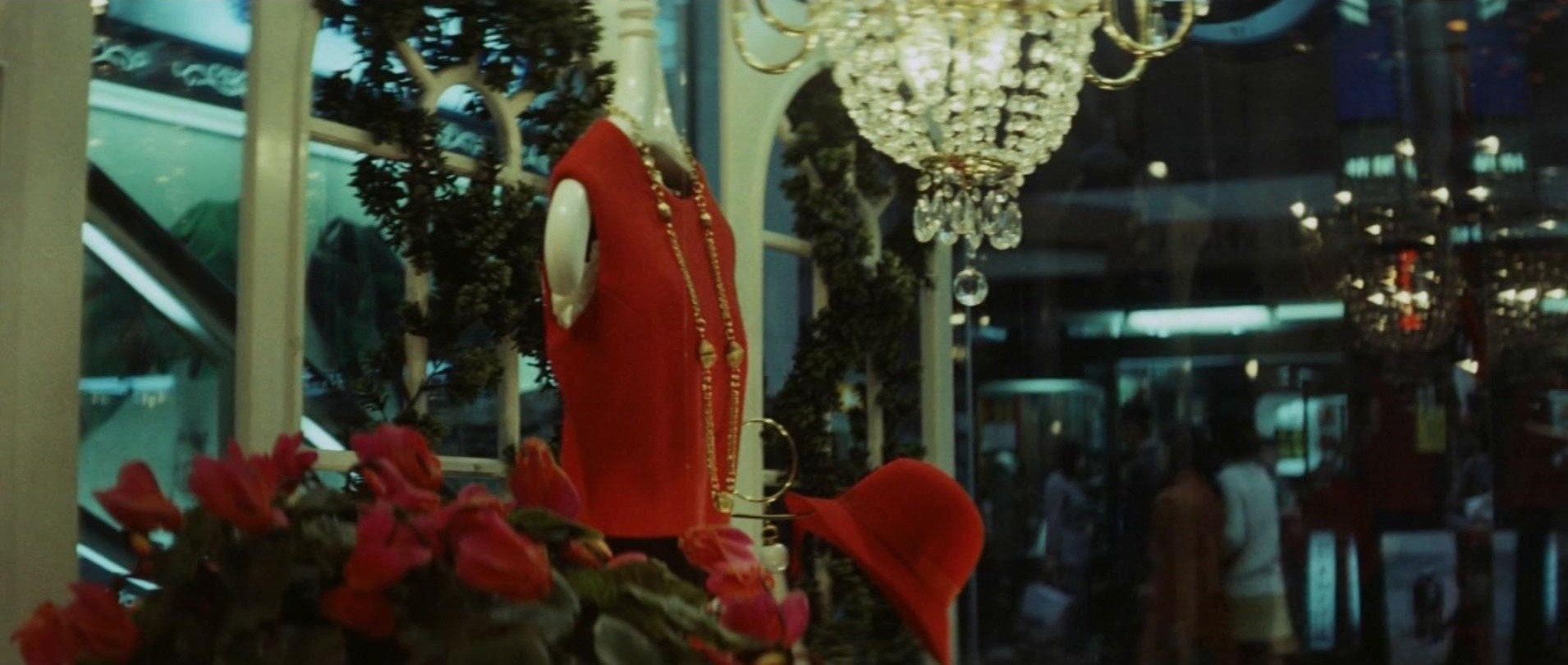 Aesthetics of a Bullet (1973) —  shot,  lighting