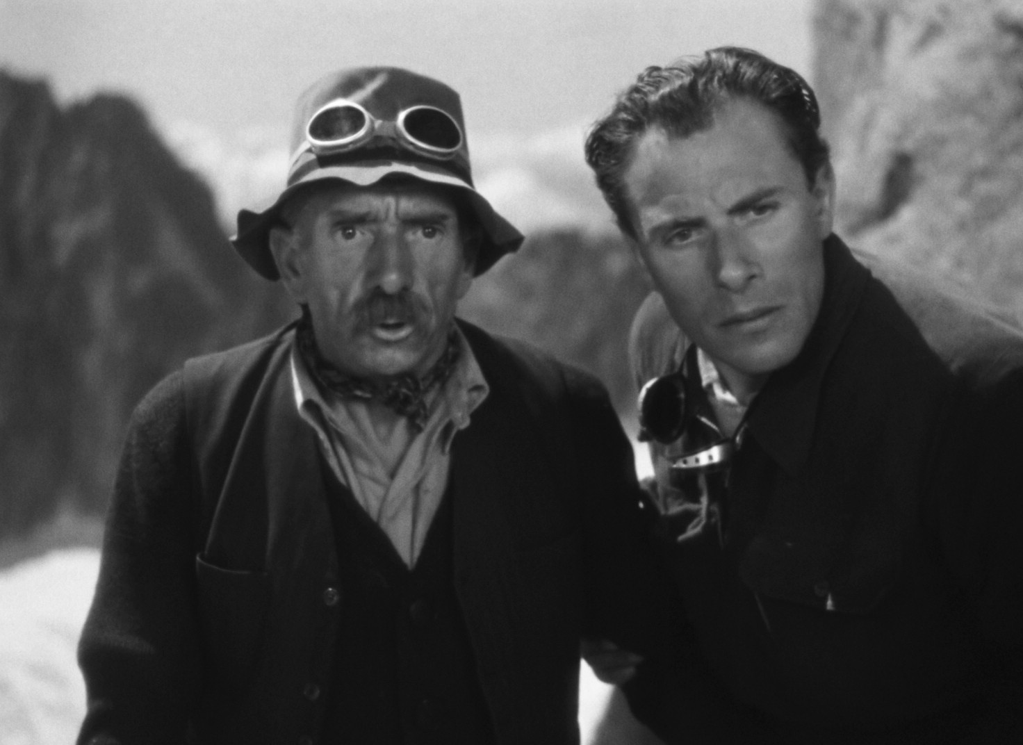 Premier de cordée (1944) —  shot,  lighting