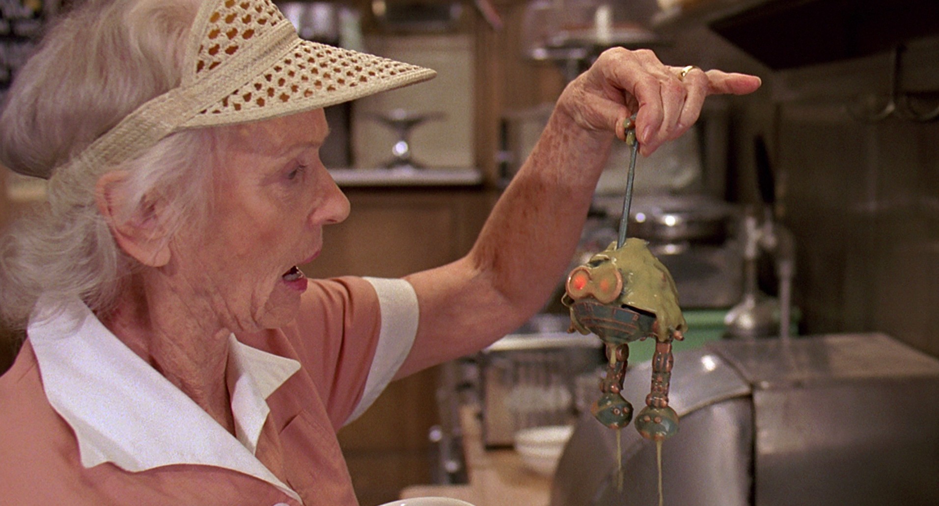 *batteries not included (1987) —  shot,  lighting