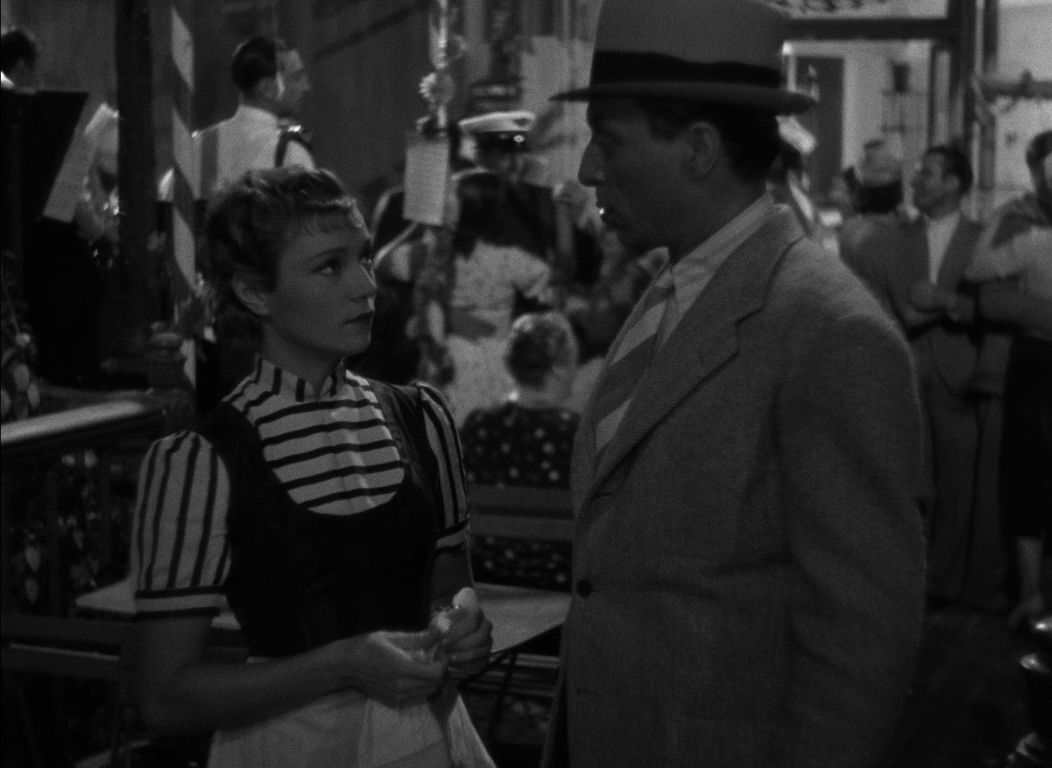 Hôtel du Nord (1938) —  shot,  lighting