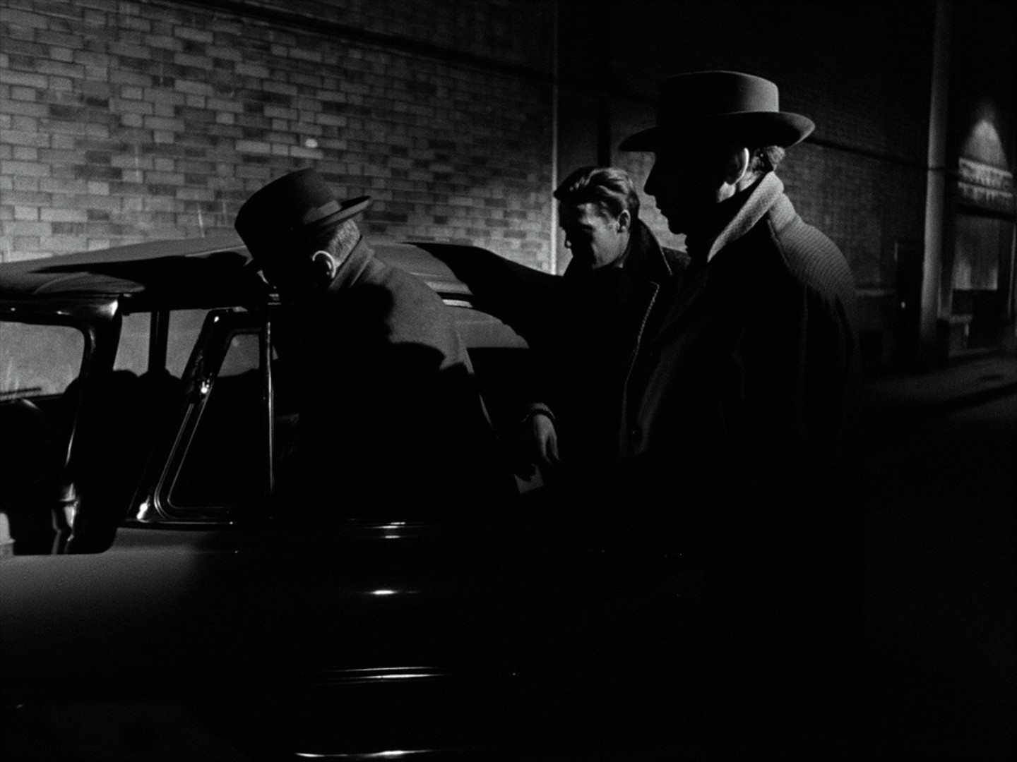 Two Men in Manhattan (1959) —  shot,  lighting