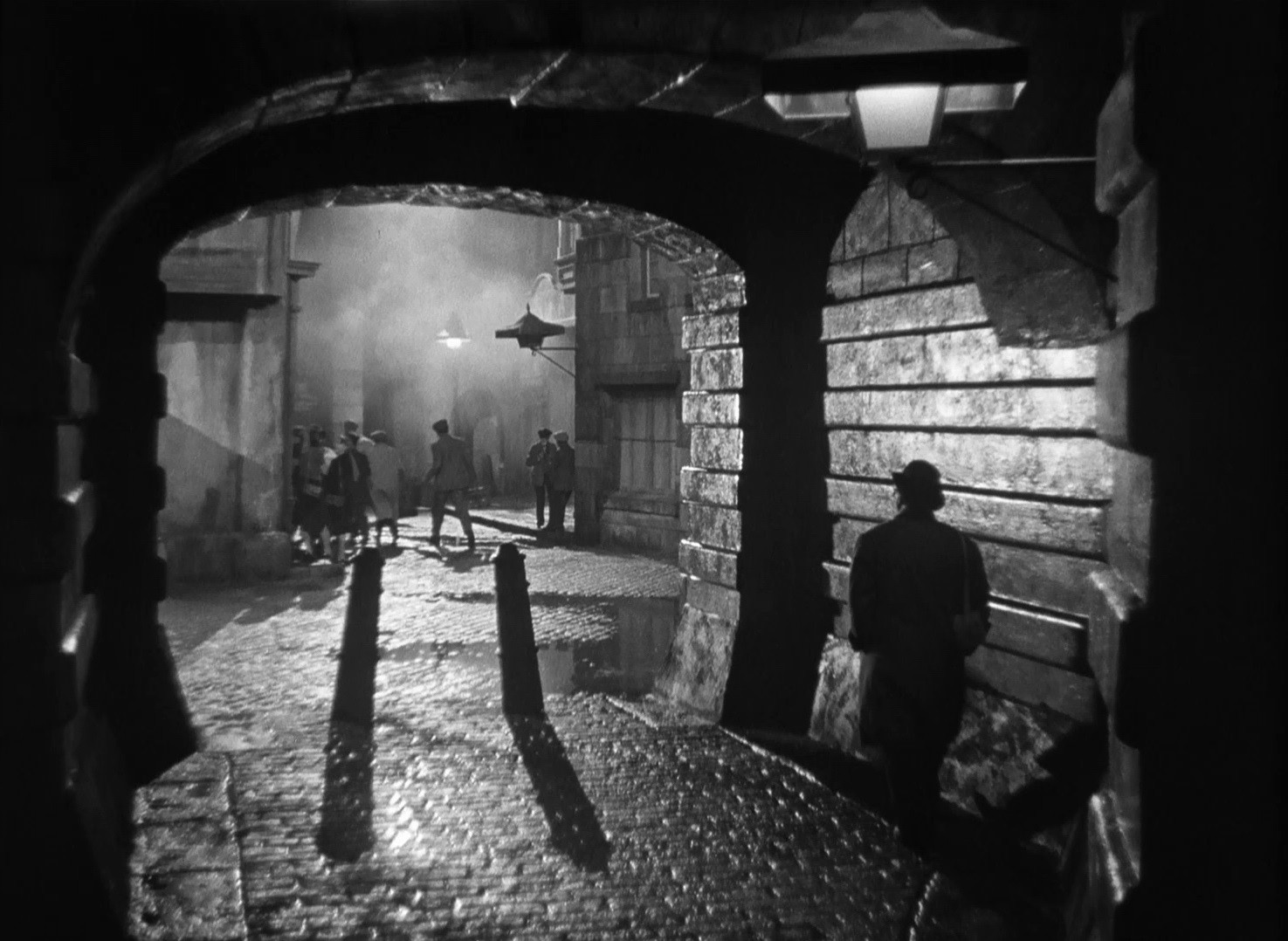 The Long Voyage Home (1940) —  shot,  lighting