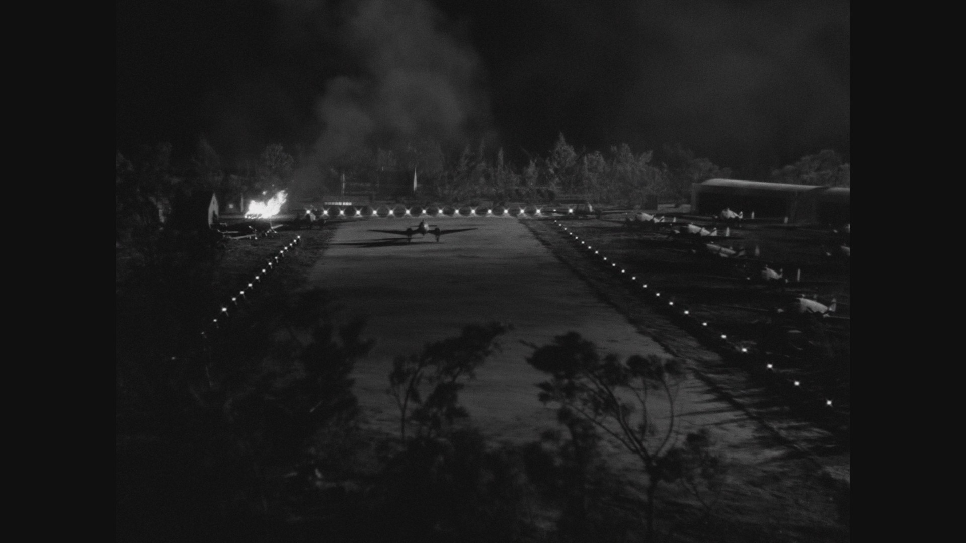 Invisible Agent (1942) —  shot,  lighting