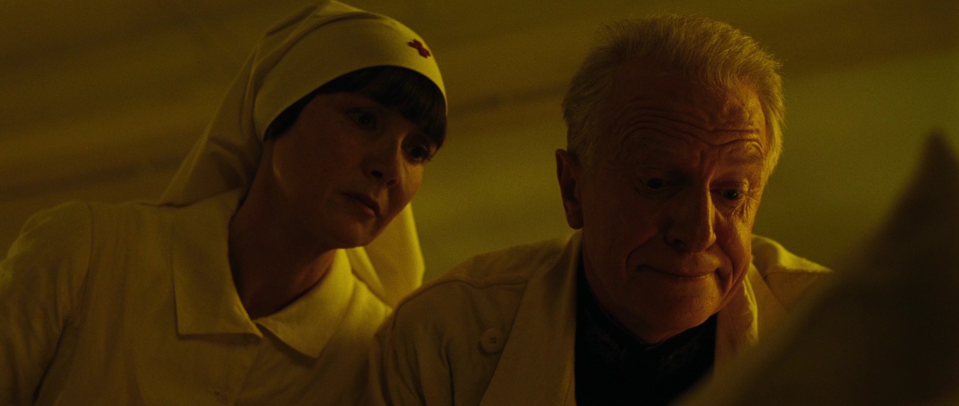 La chambre des officiers (2001) —  shot,  lighting