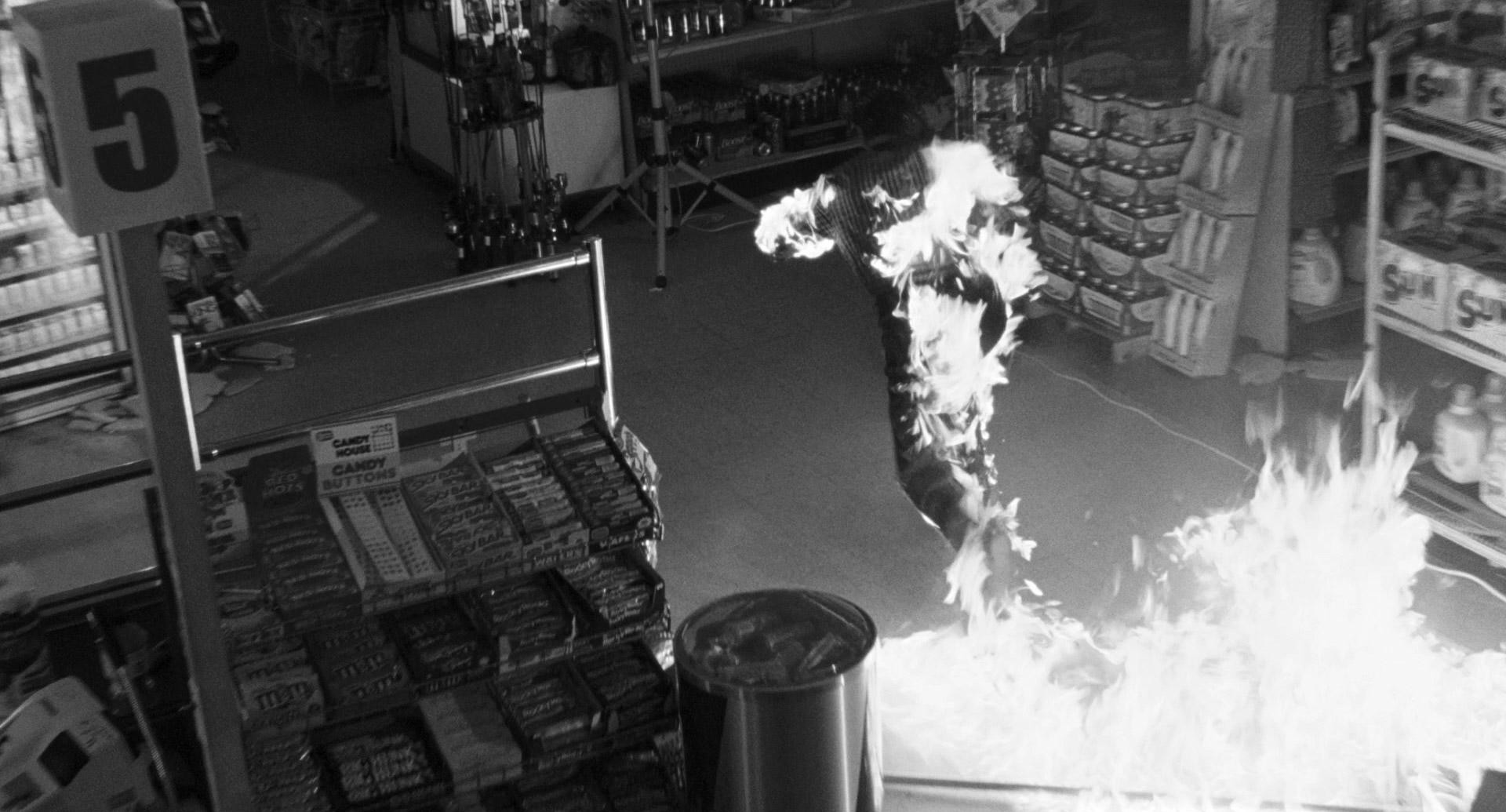 The Mist (2007) —  shot,  lighting