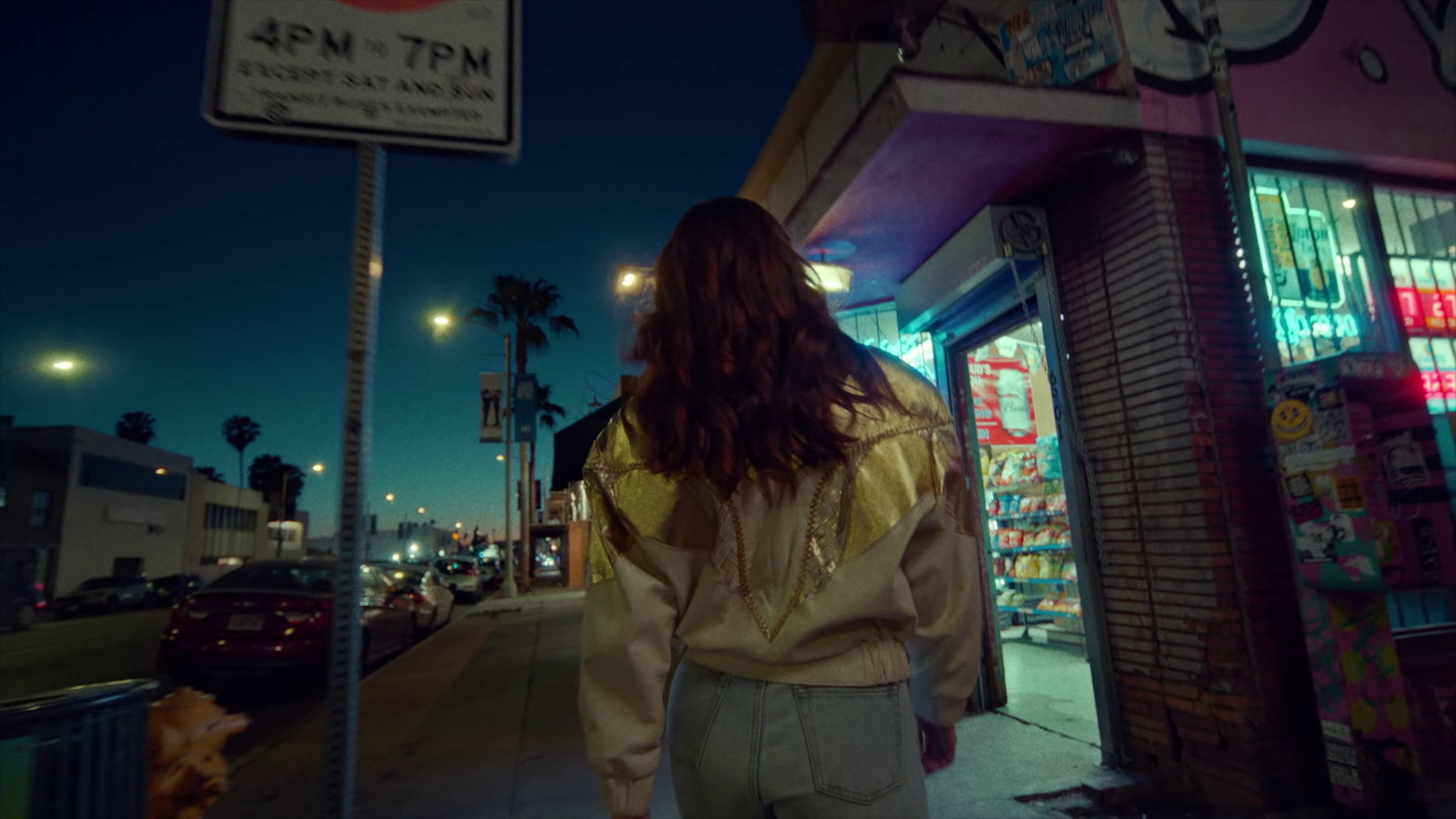 Tout savoir  (2022) —  shot,  lighting