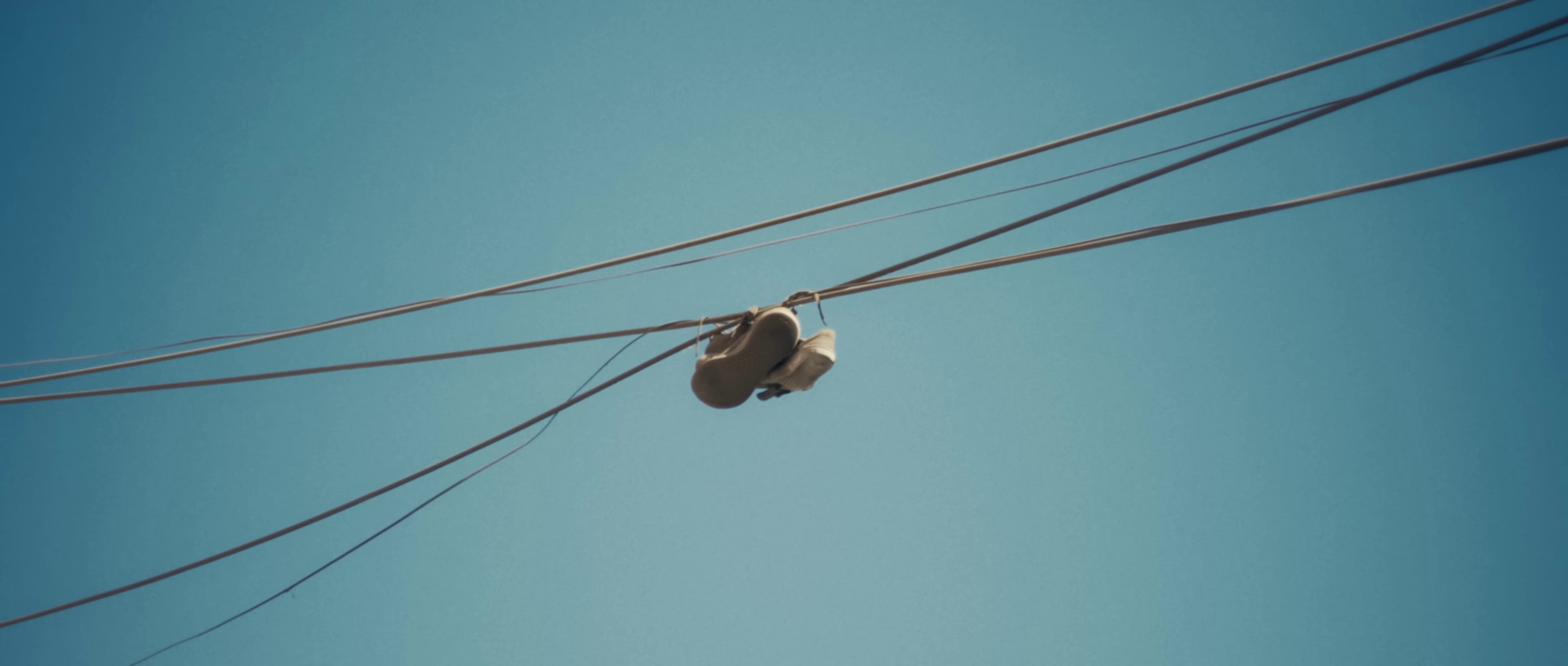 Arrêt d'urgence (2022) —  shot,  lighting