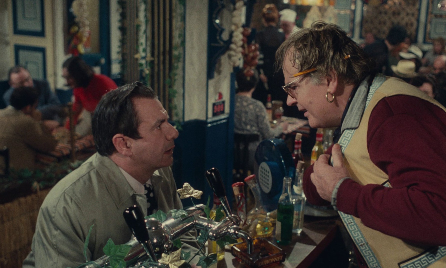 L'Ibis rouge (1975) —  shot,  lighting