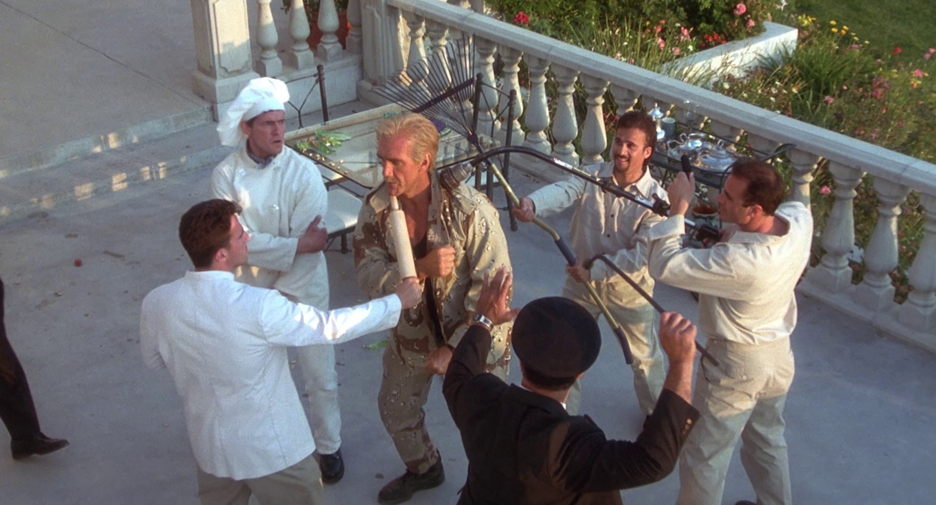 Santa with Muscles (1996) —  shot,  lighting