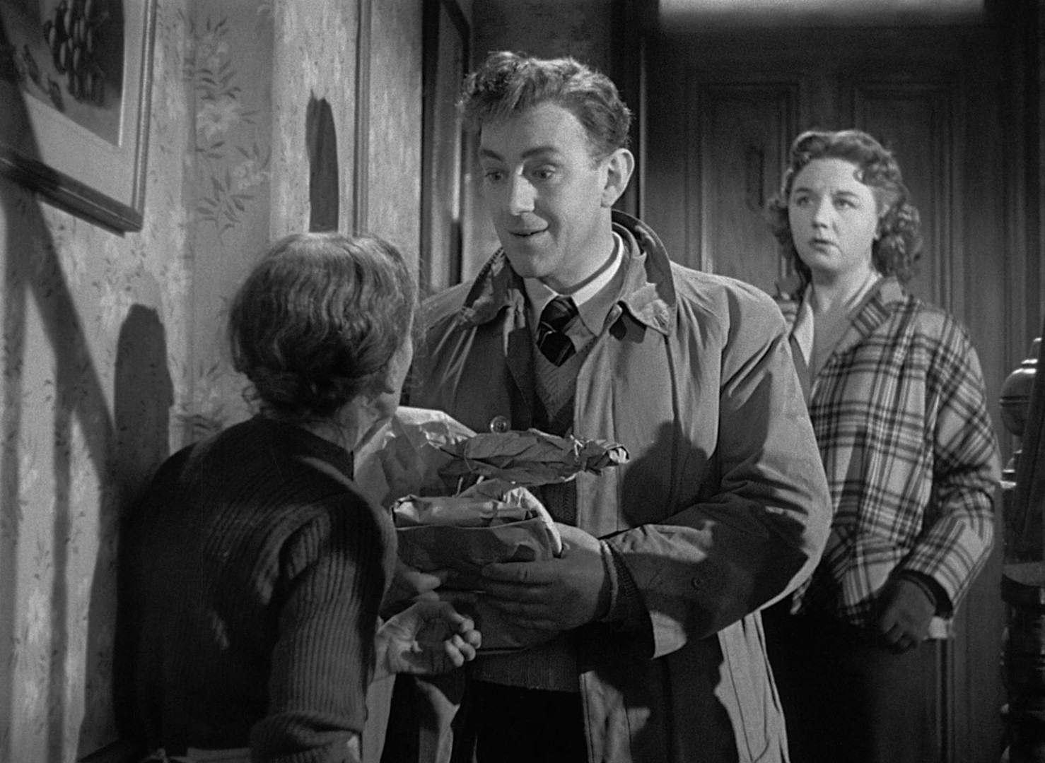 The Man in the White Suit (1951) —  shot,  lighting