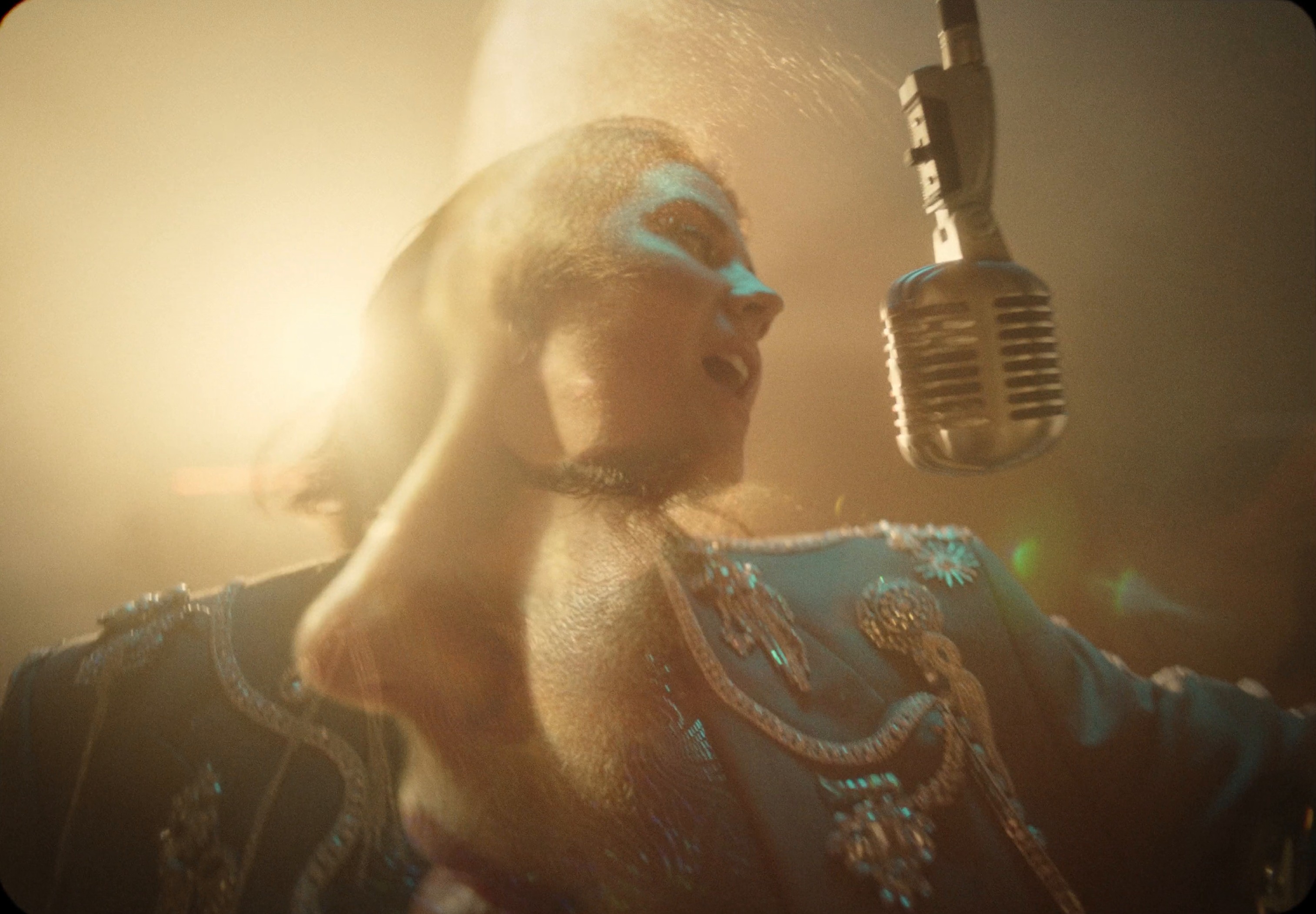 NIVEA - MOLLY SANDÉN (2024) —  shot,  lighting