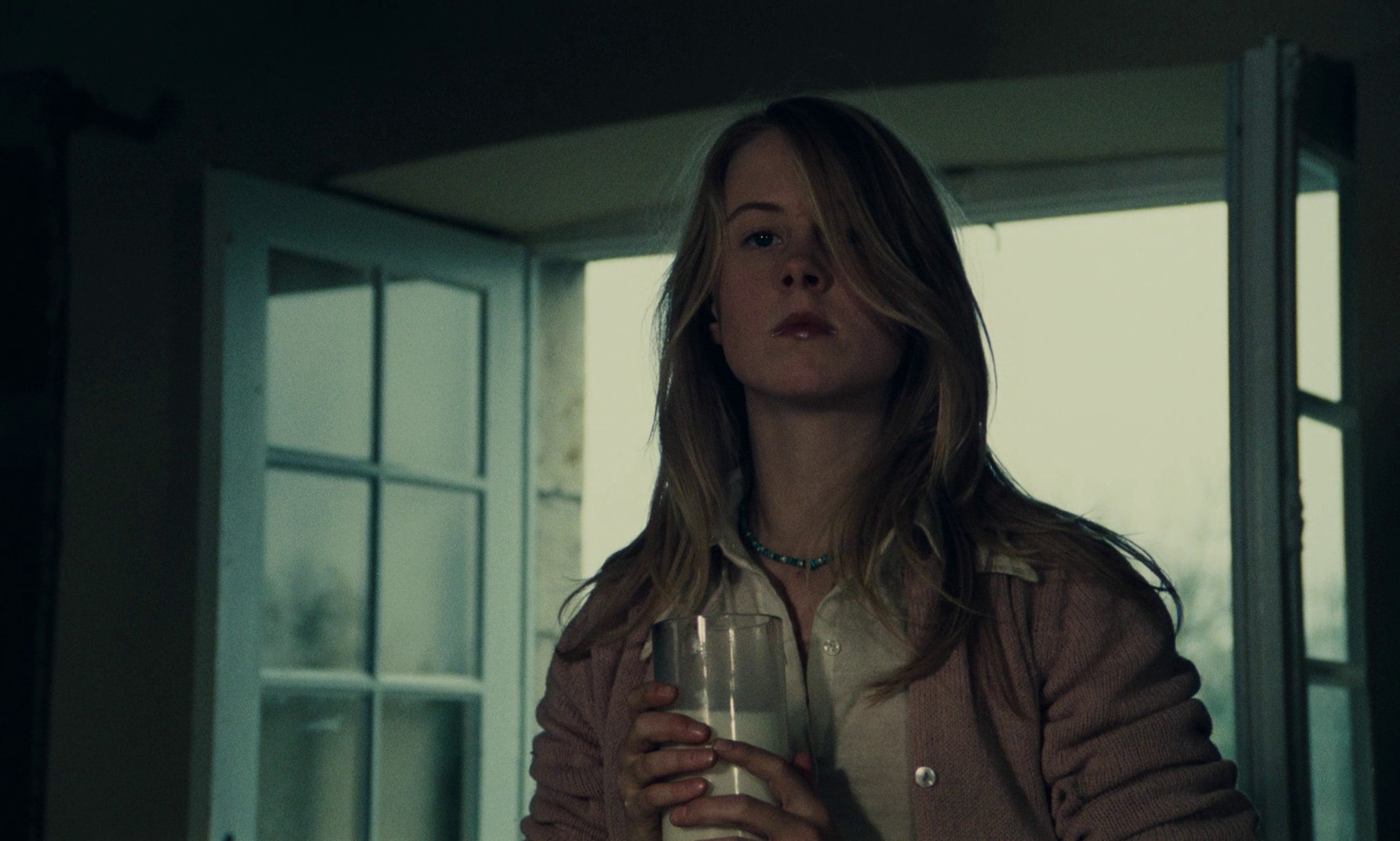 Black Moon (1975) —  shot,  lighting