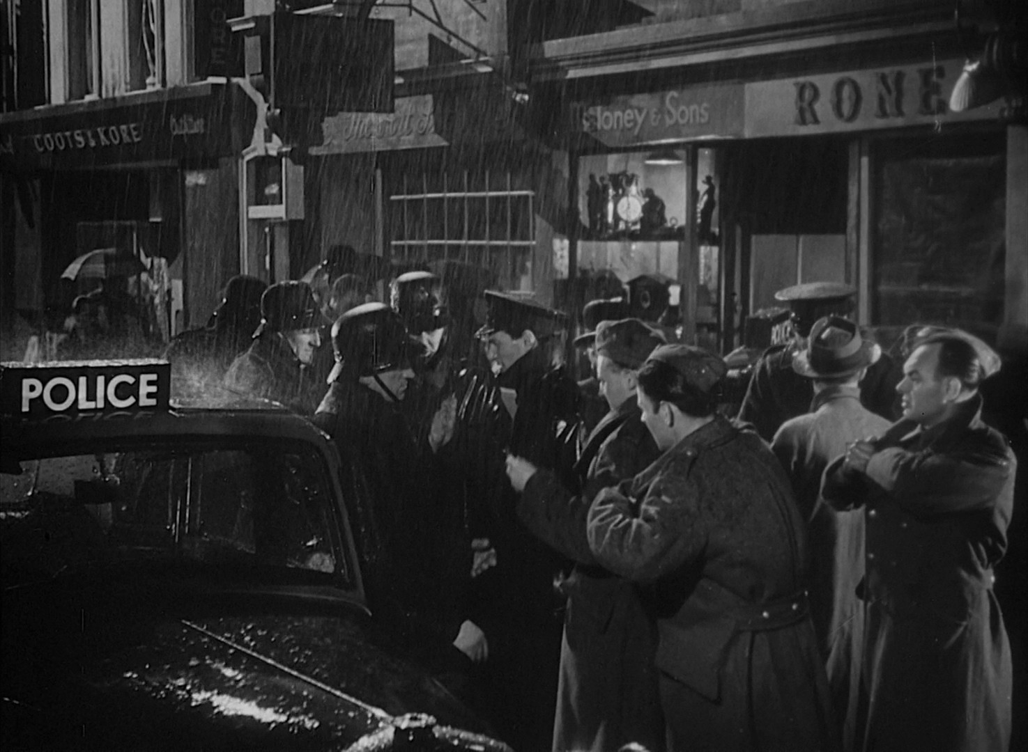 Odd Man Out (1947) —  shot,  lighting