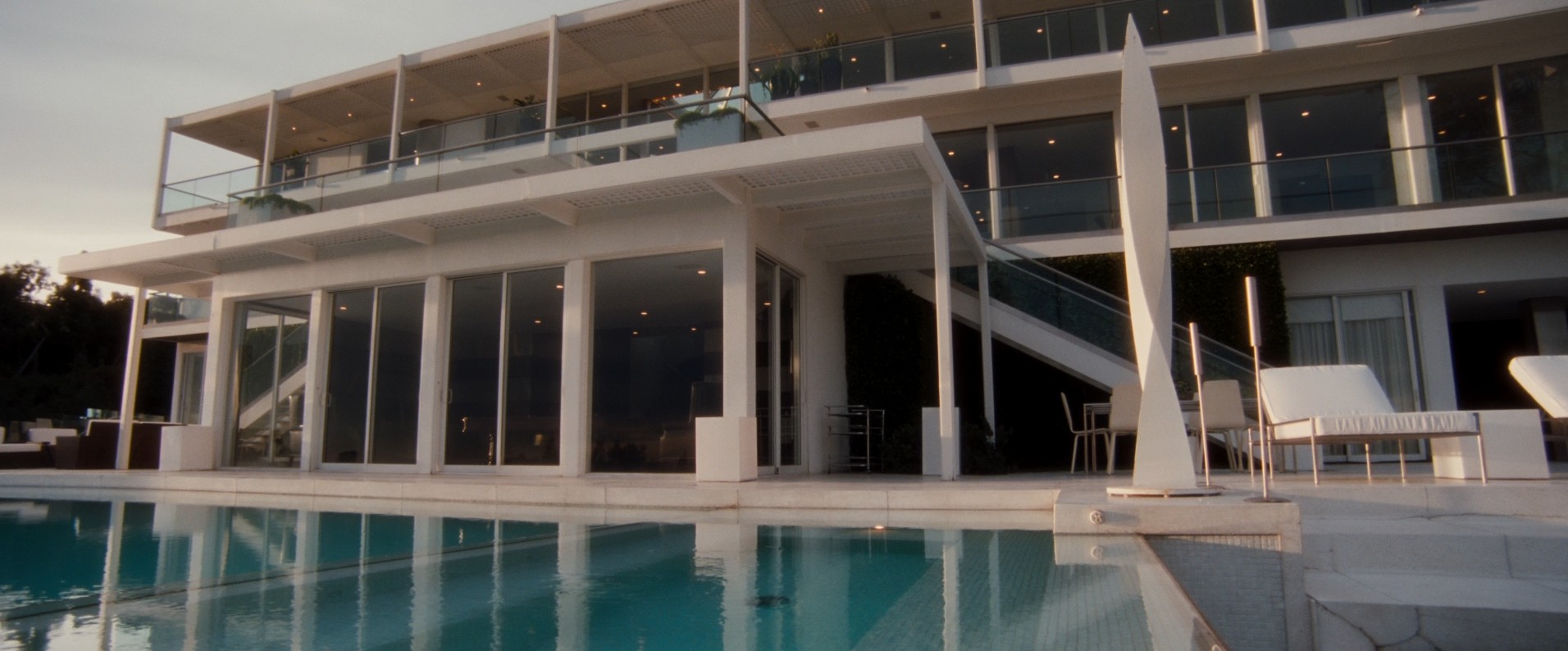 Burlesque (2010) —  shot,  lighting