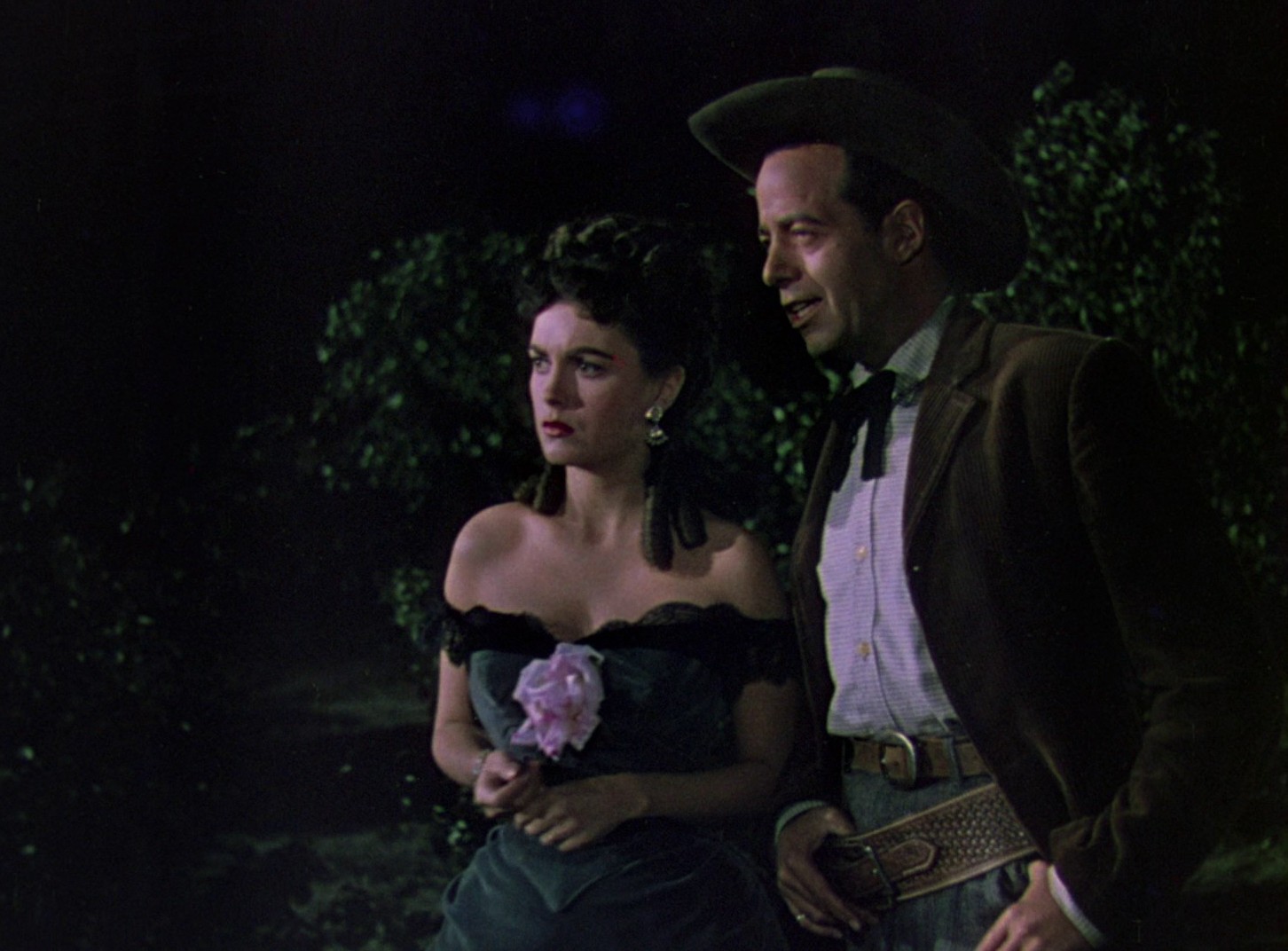 The Duel at Silver Creek (1952) —  shot,  lighting
