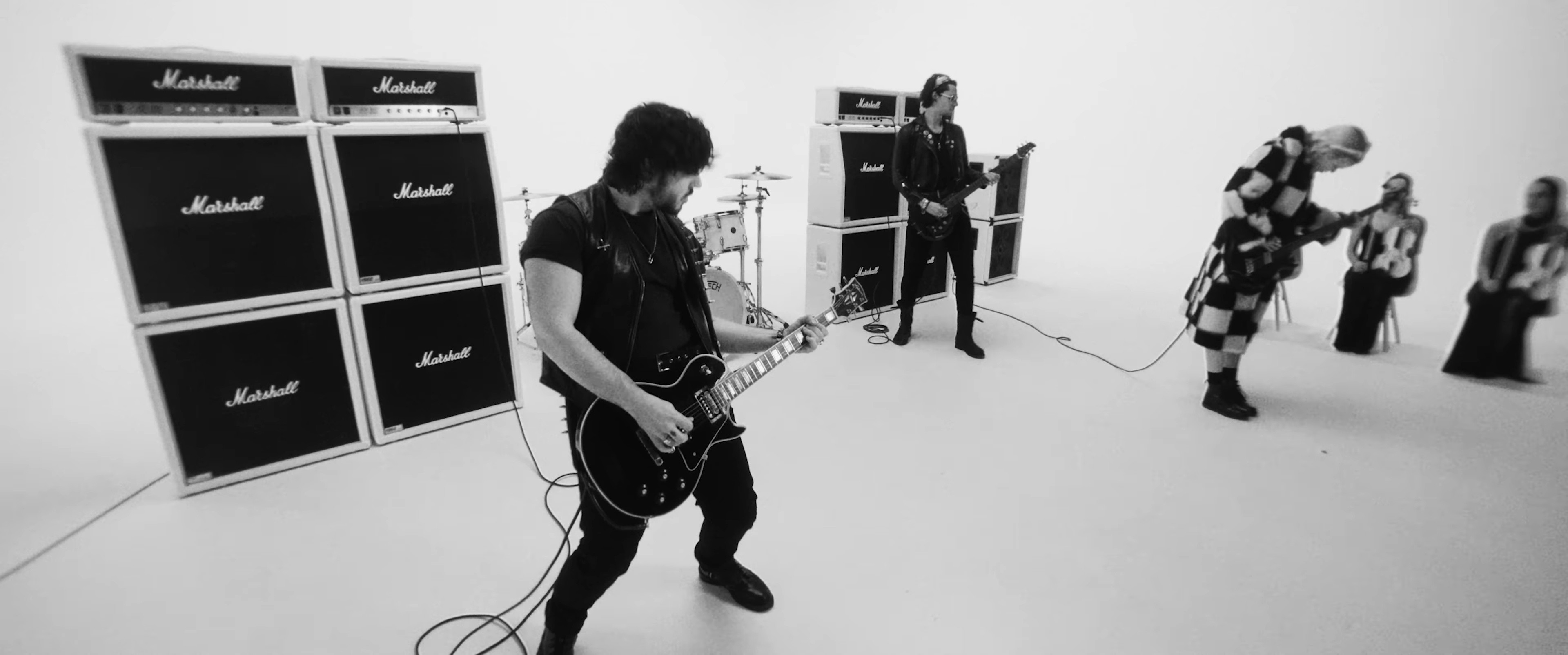 Hello Heaven, Hello (2025) —  shot,  lighting