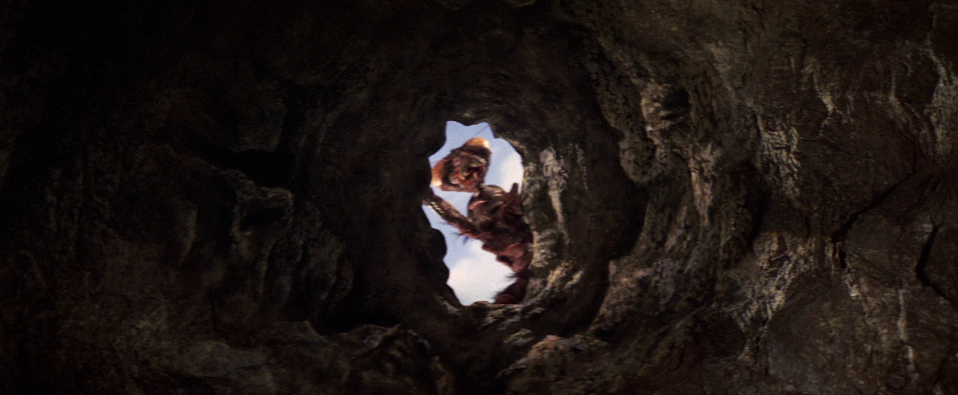 Destroy All Monsters (1968) —  shot,  lighting