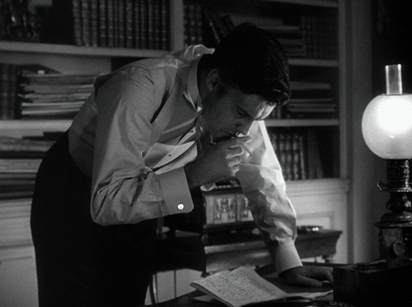 Letter from an Unknown Woman (1948) —  shot,  lighting