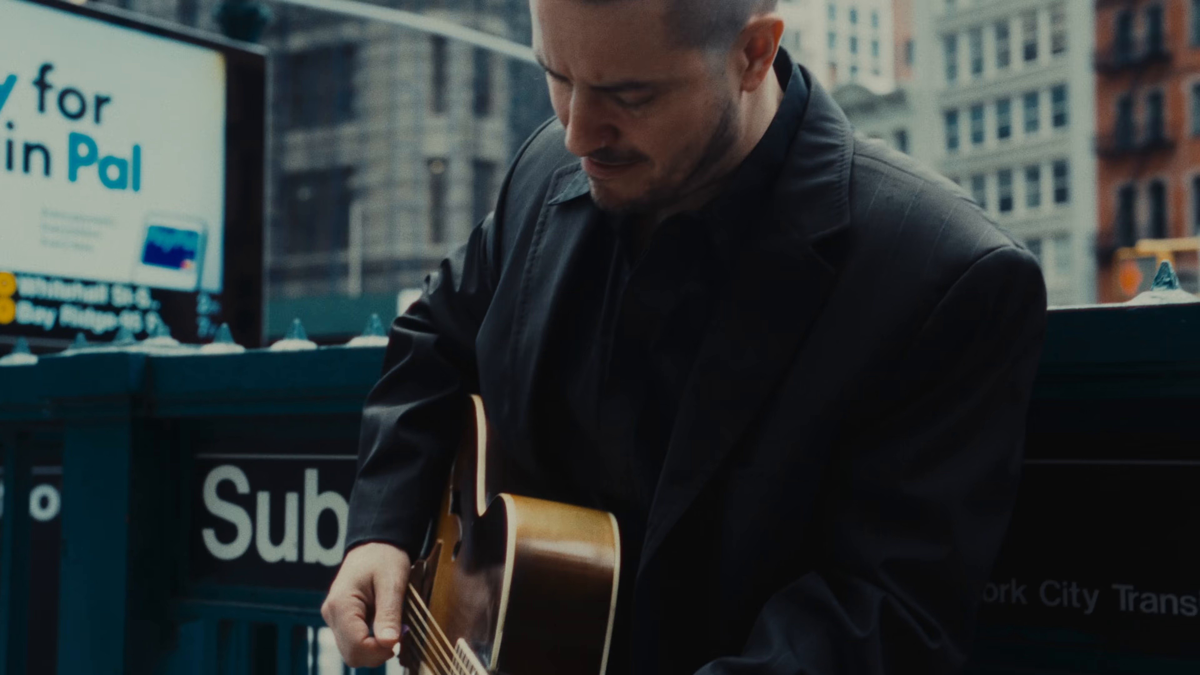 Mía (2025) —  shot,  lighting