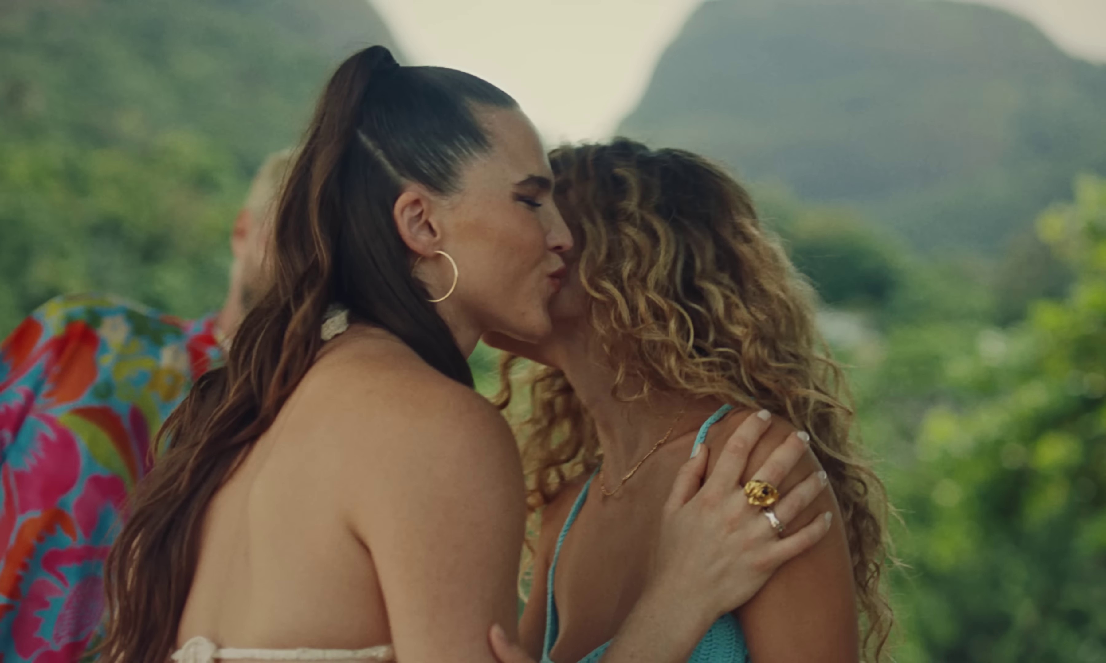 Jacaré  (2023) —  shot,  lighting