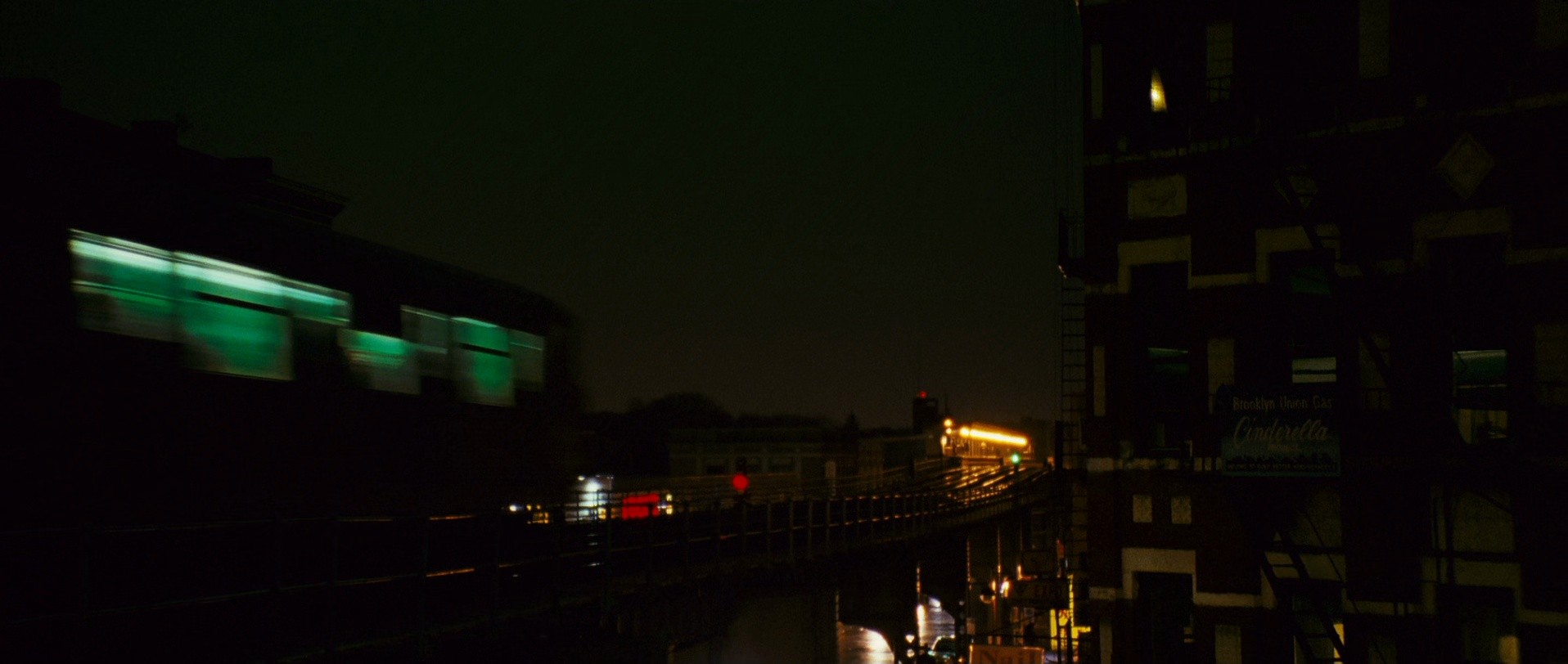 My Blueberry Nights (2007) —  shot,  lighting