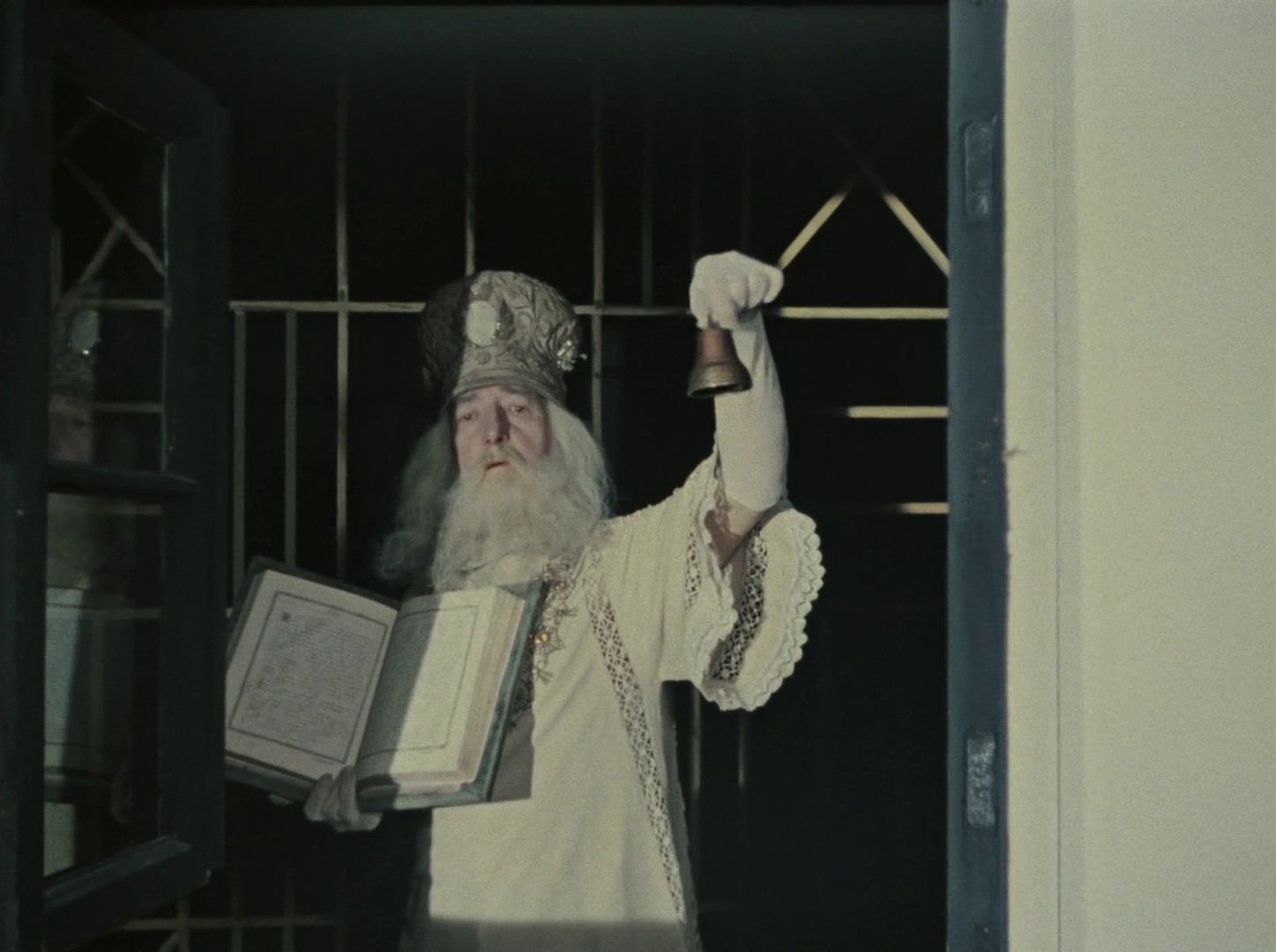 Kiyevskiye freski (1966) —  shot,  lighting