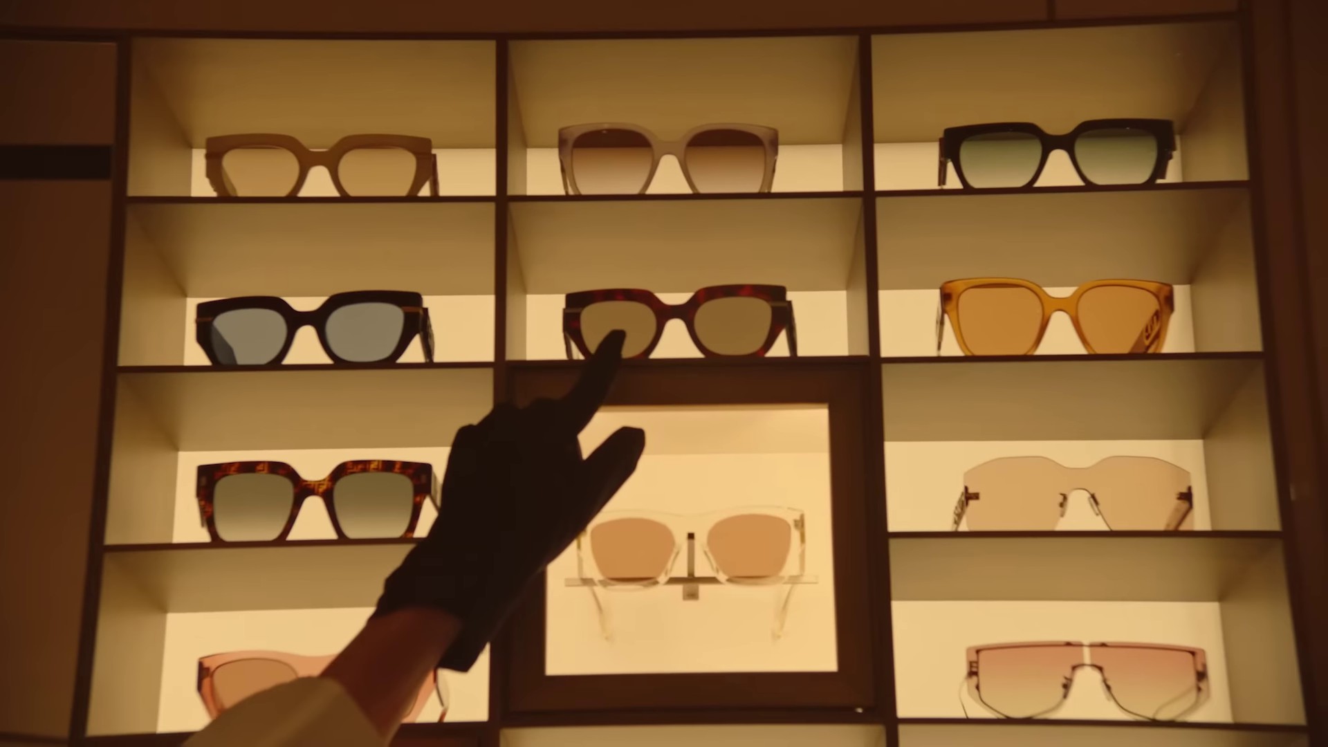 Mosquito (2023) —  shot,  lighting