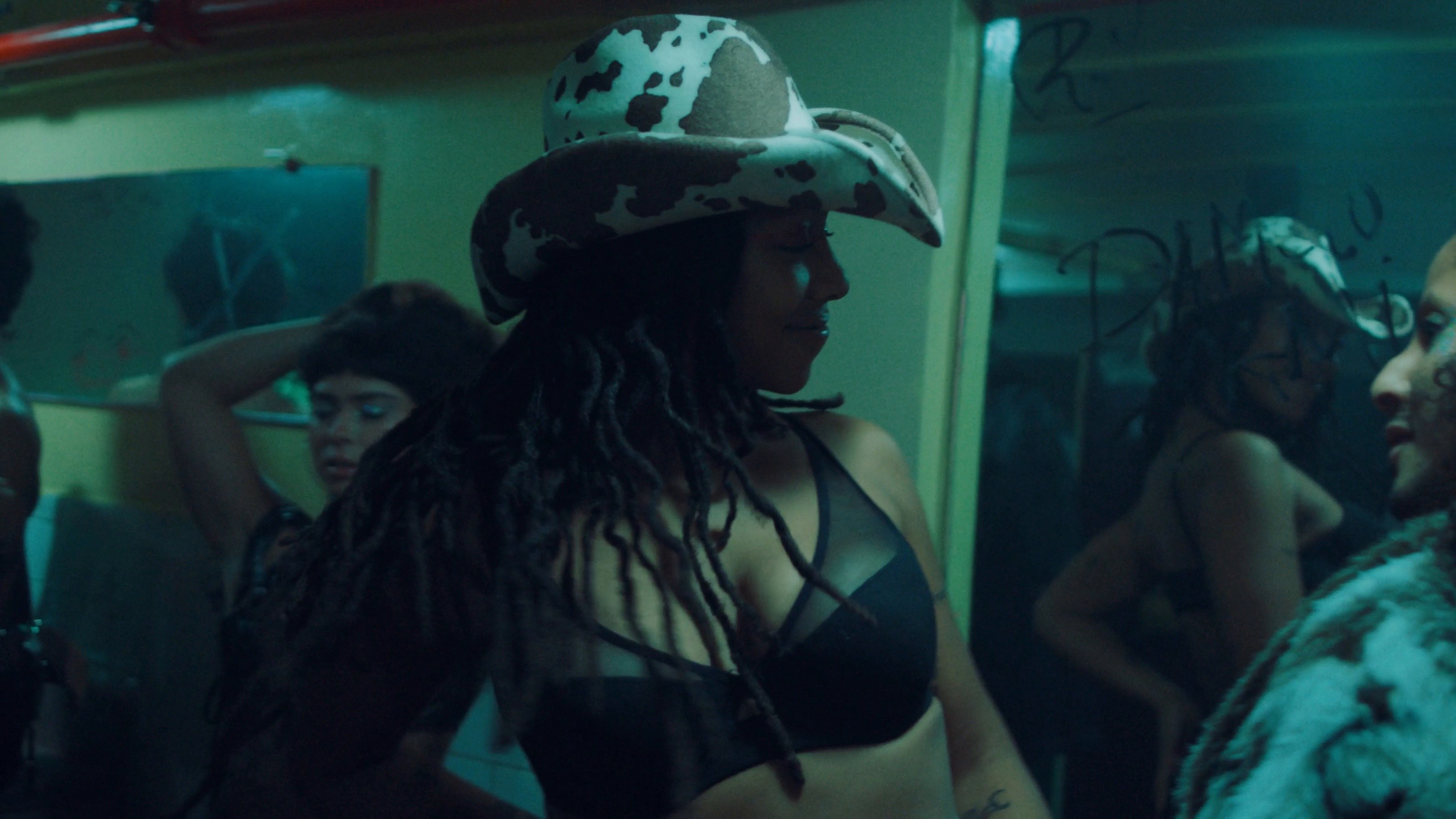 Asfixia (2025) —  shot,  lighting