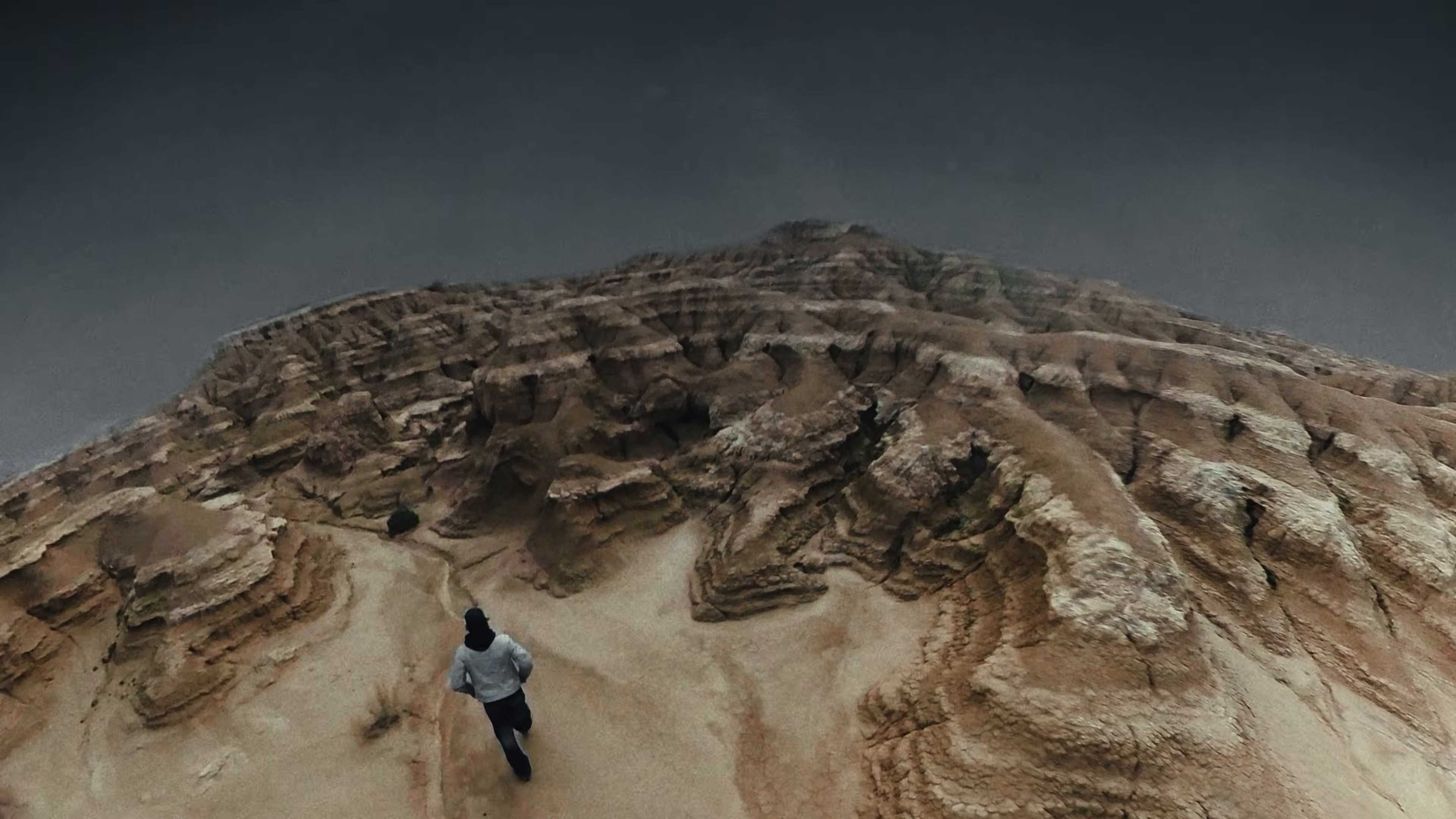 Mathématiques (2026) —  shot,  lighting