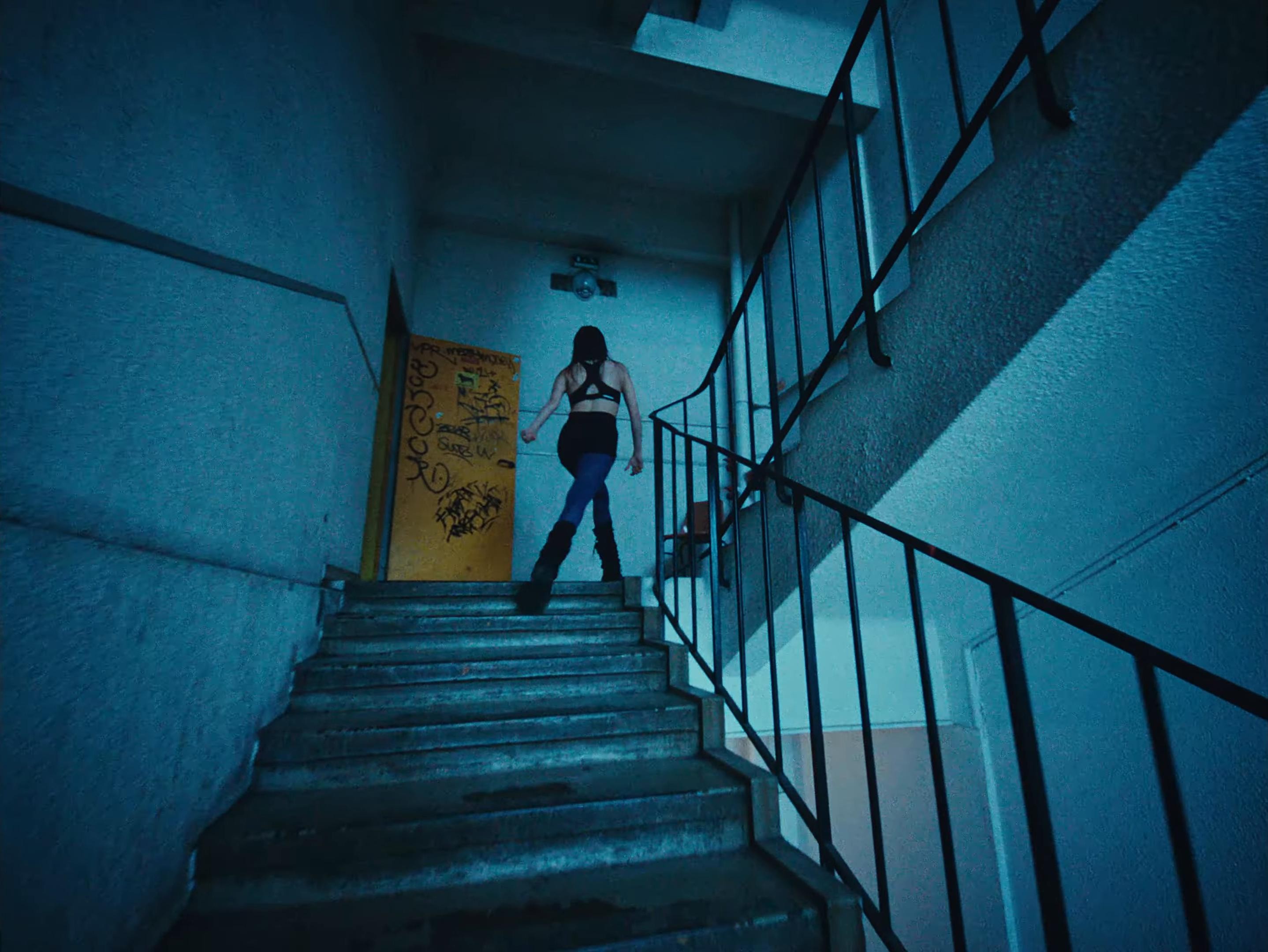 RALENTIS (2025) —  shot,  lighting