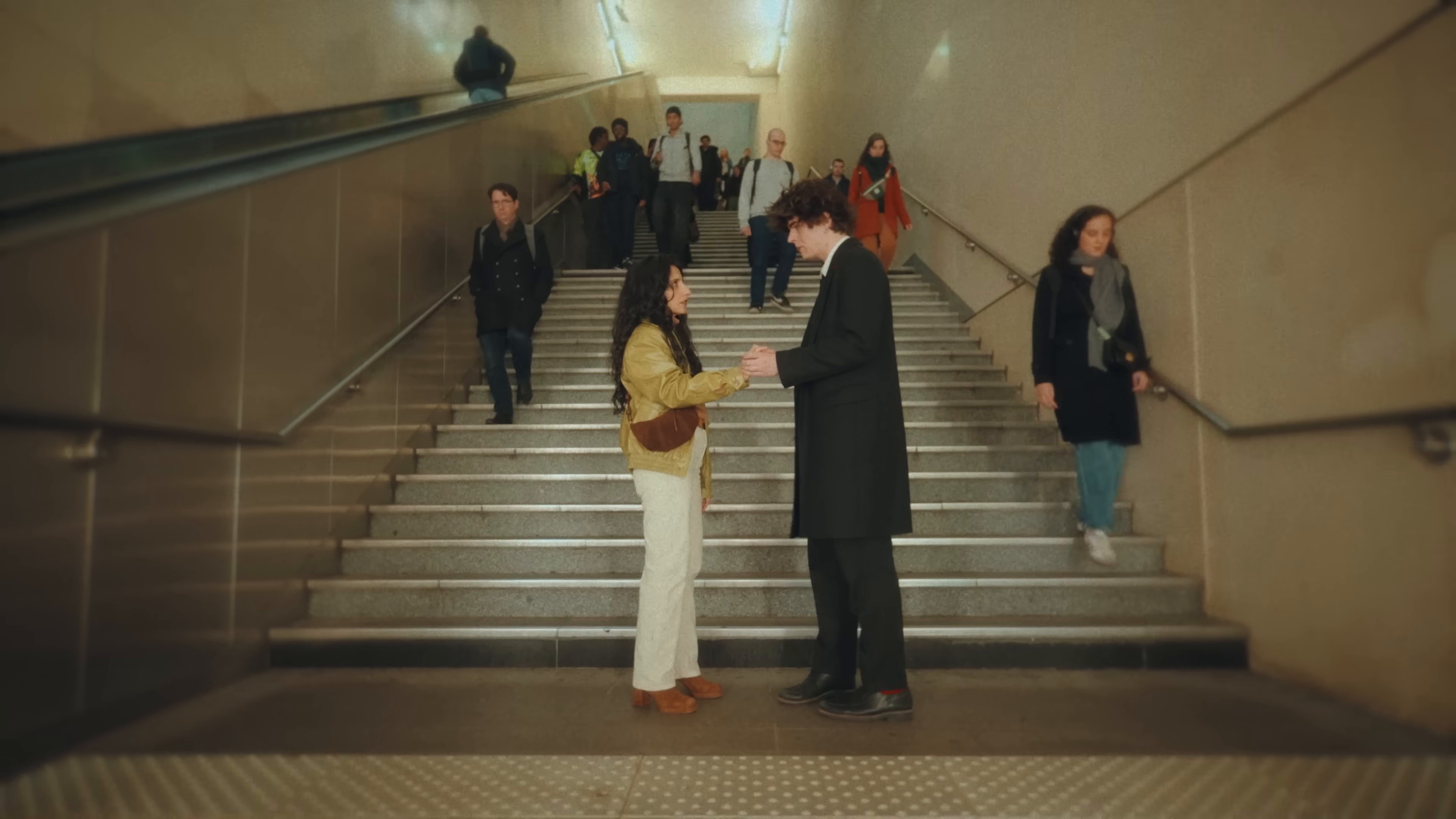 Je Ne T'Aime Plus (2025) —  shot,  lighting