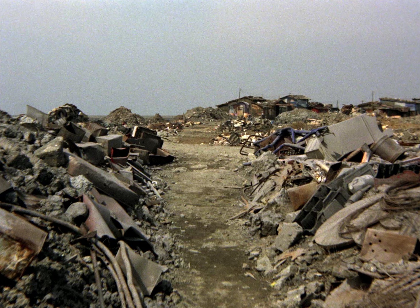 Dodes'ka-den (1970) —  shot,  lighting