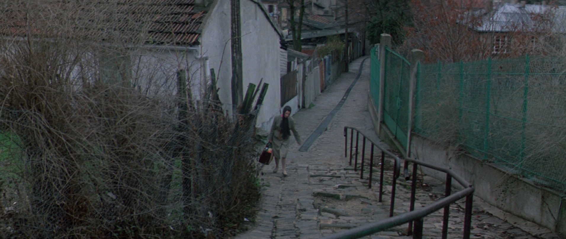 Ménage (1986) —  shot,  lighting