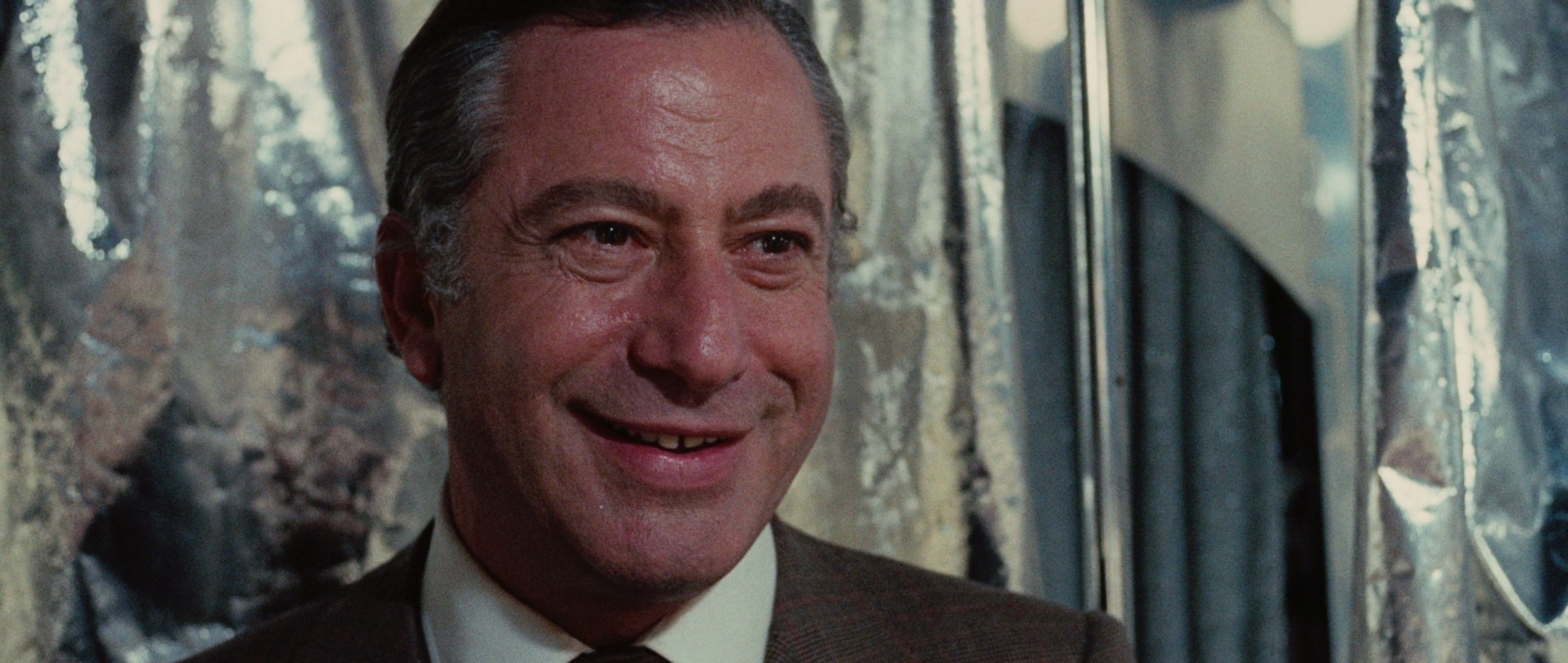 Death Walks on High Heels (1971) —  shot,  lighting