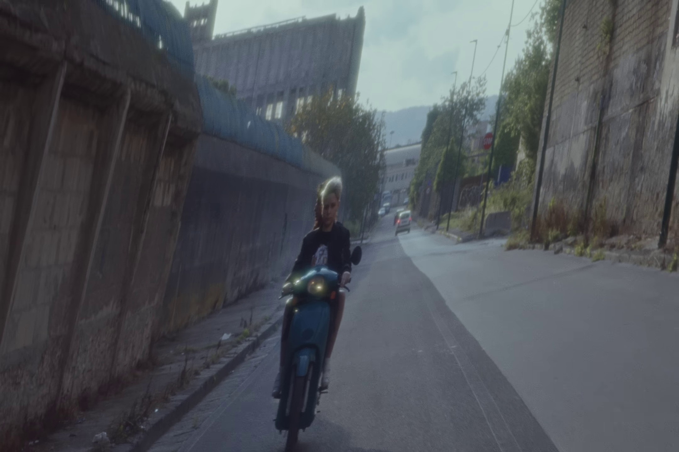 Kisses (2023) —  shot,  lighting