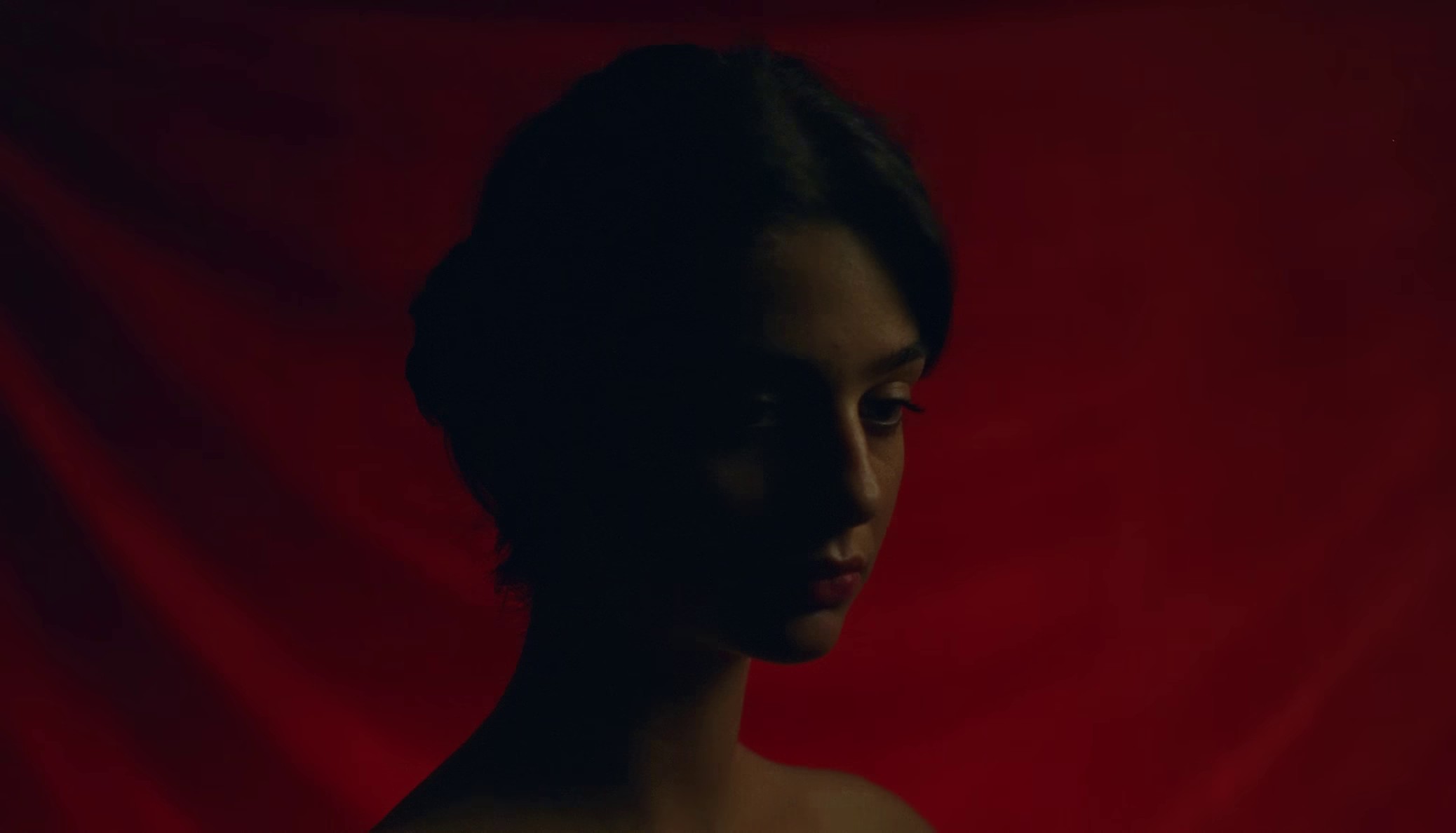 Curimo po asfaltu (2022) —  shot,  lighting