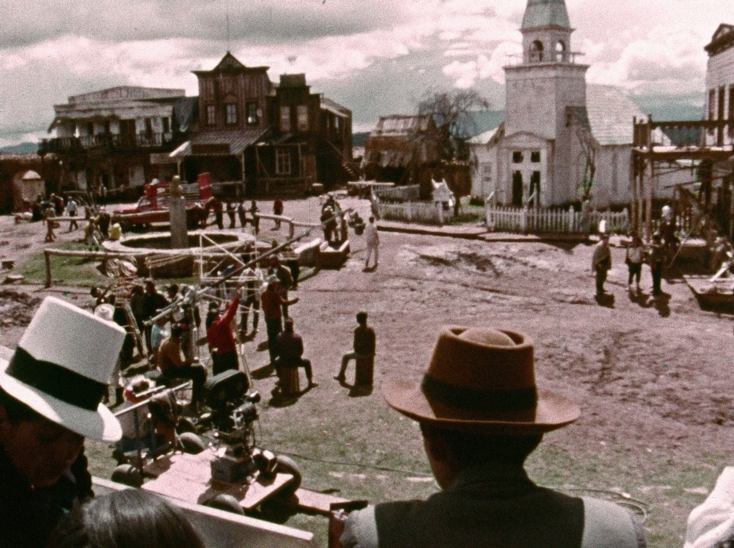 The American Dreamer (1971) —  shot,  lighting